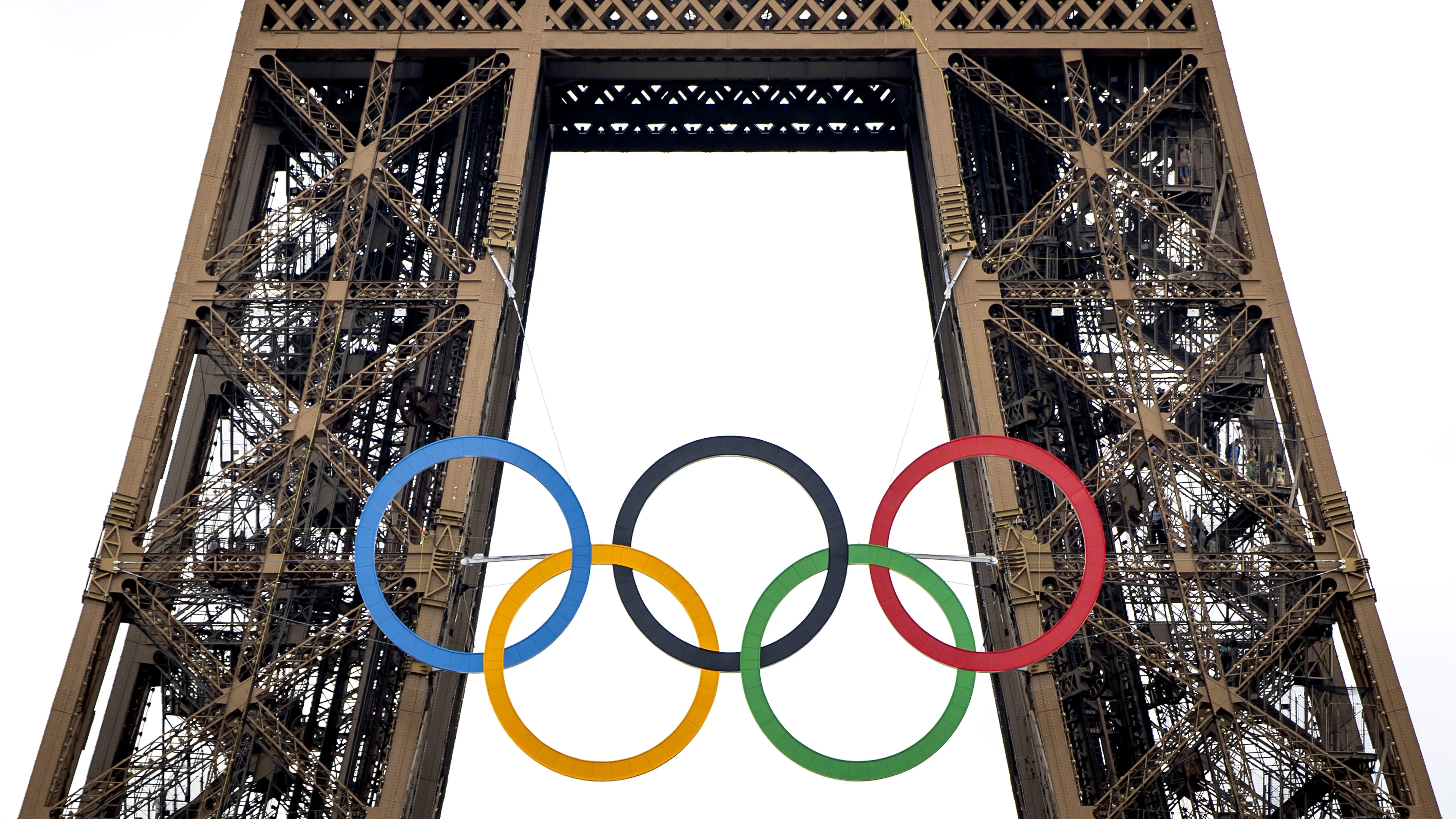 Hotels Parijs verlagen prijzen drastisch om toeristen te lokken tijdens Spelen