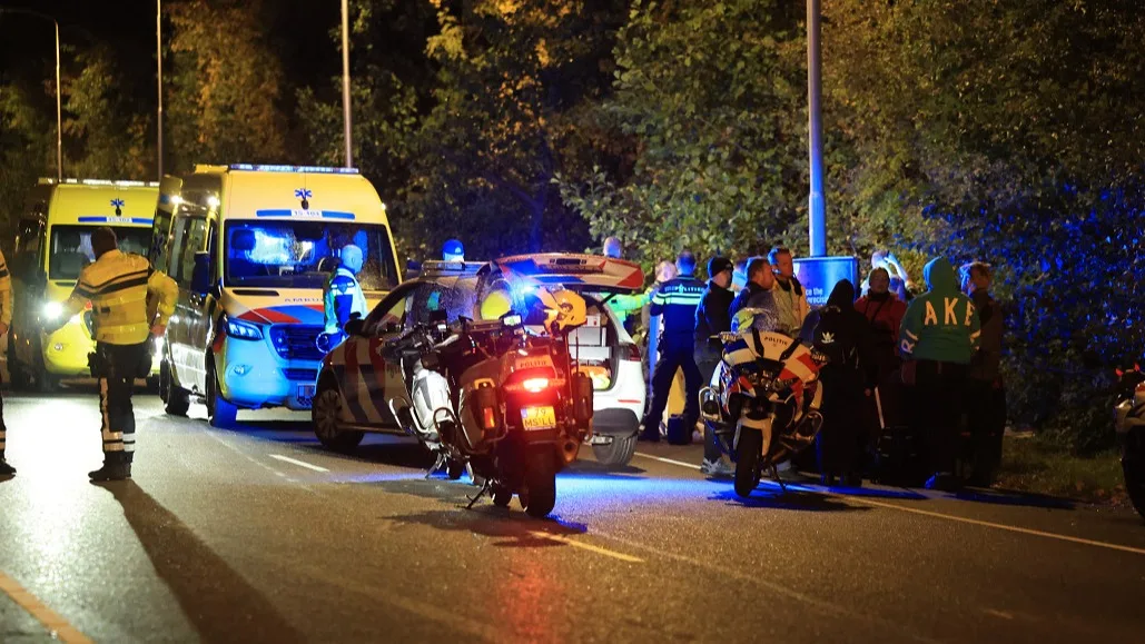 Dode (23) en gewonden bij zwaar motorongeluk in Delft