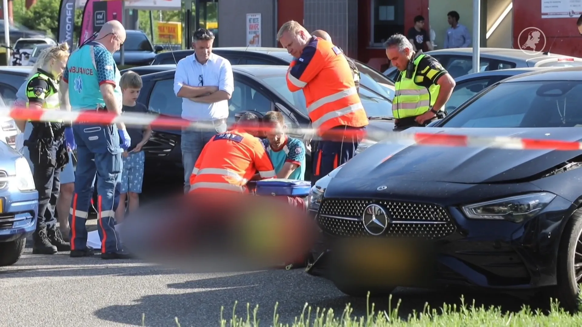 Jonge kinderen geschept bij woonboulevard Apeldoorn, één zwaargewond