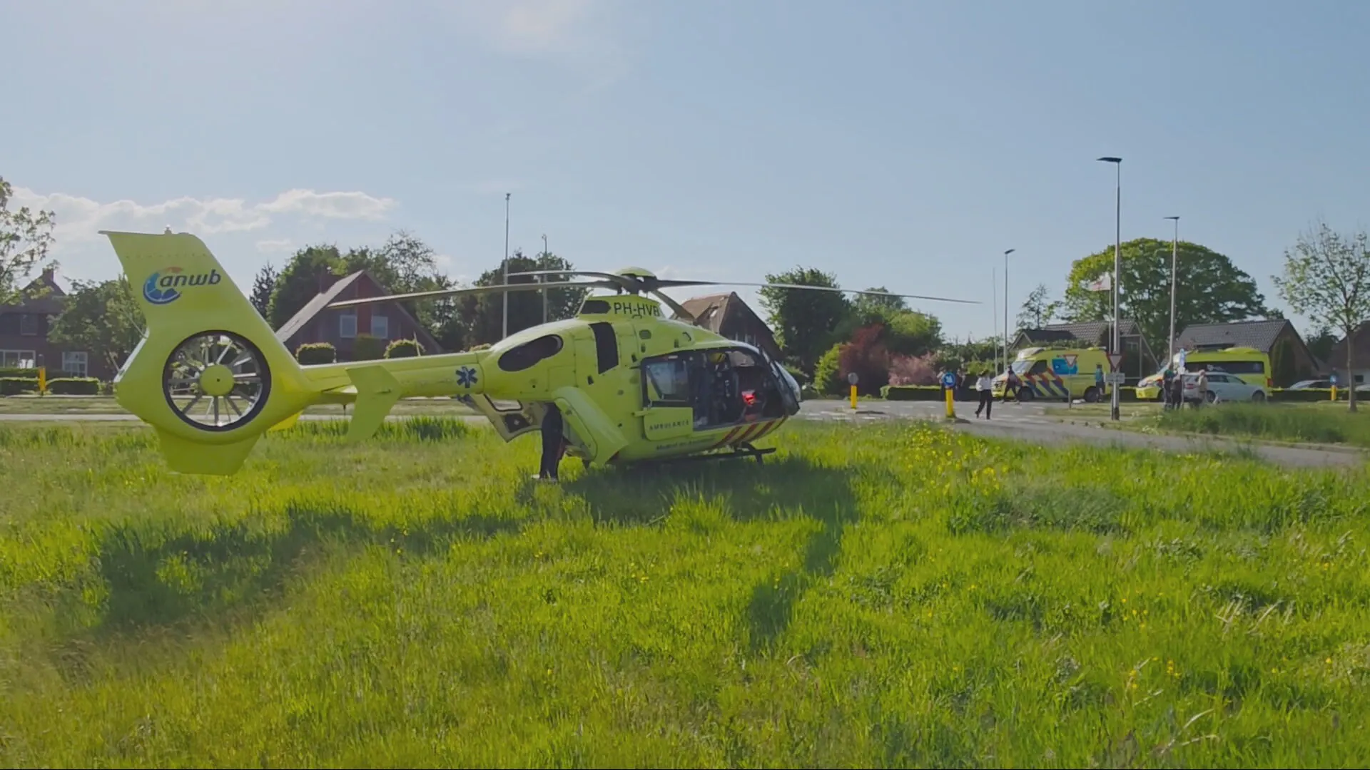 Kindje zwaargewond bij aanrijding in Giethoorn