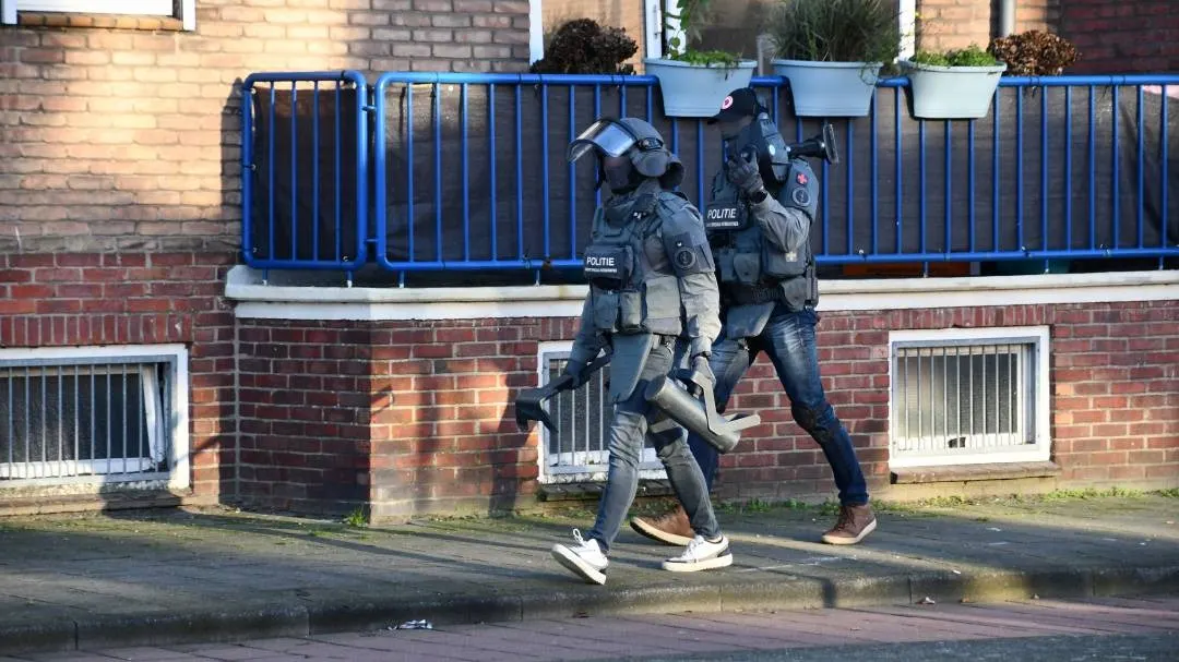 Arrestatieteam valt woning Vlissingen binnen, verdachte schietpartij aangehouden