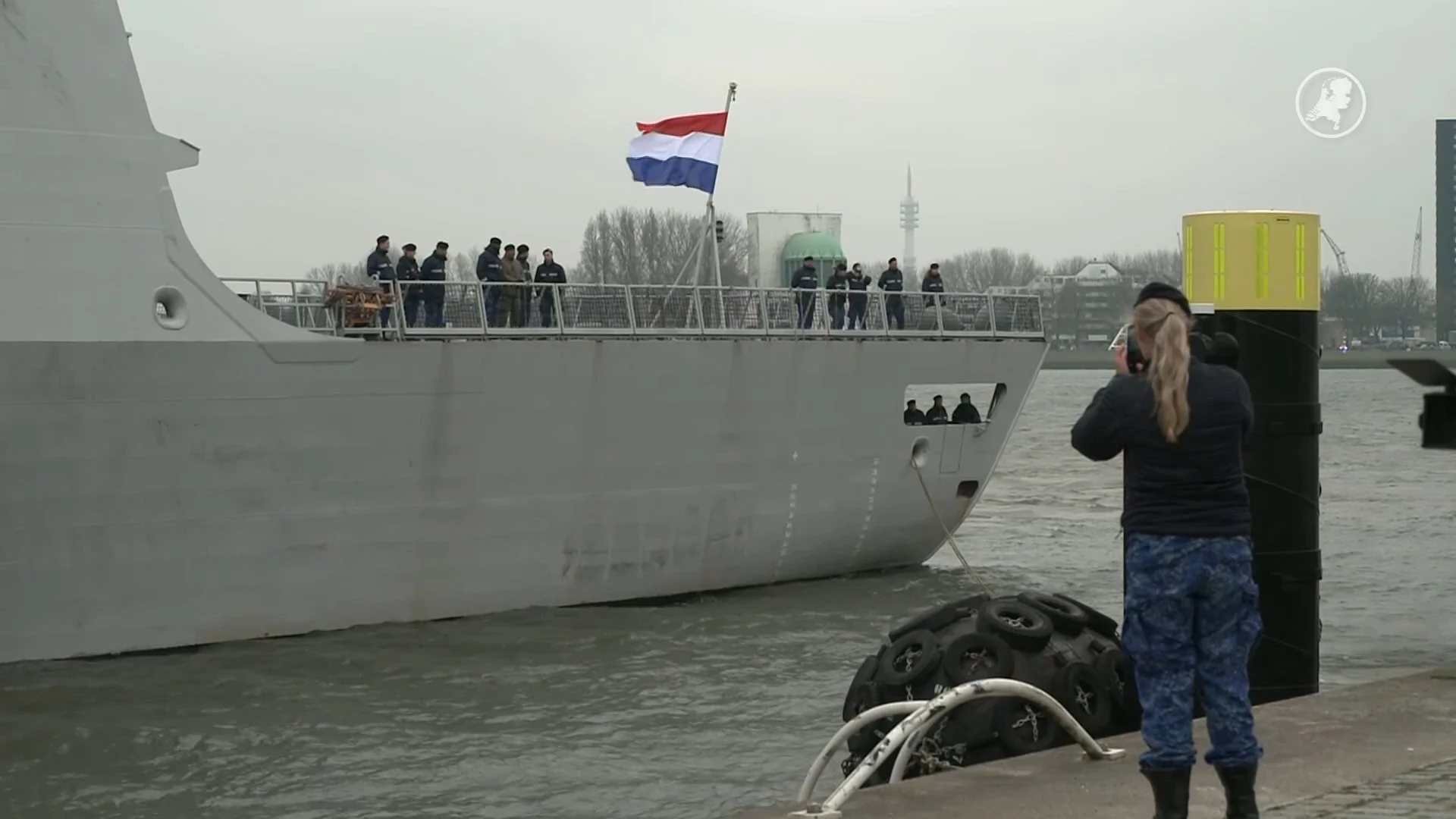 Maandenlang op zee tegen Russische dreiging, bemanning Zr. Ms. Tromp even thuis