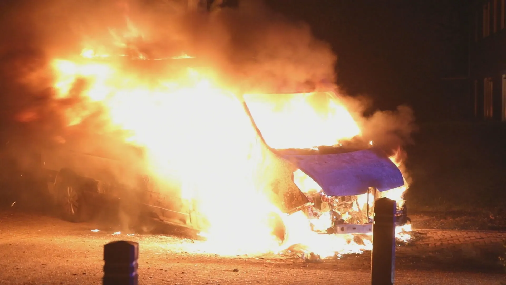 Regio Oss opgeschrikt door drie autobranden in één nacht