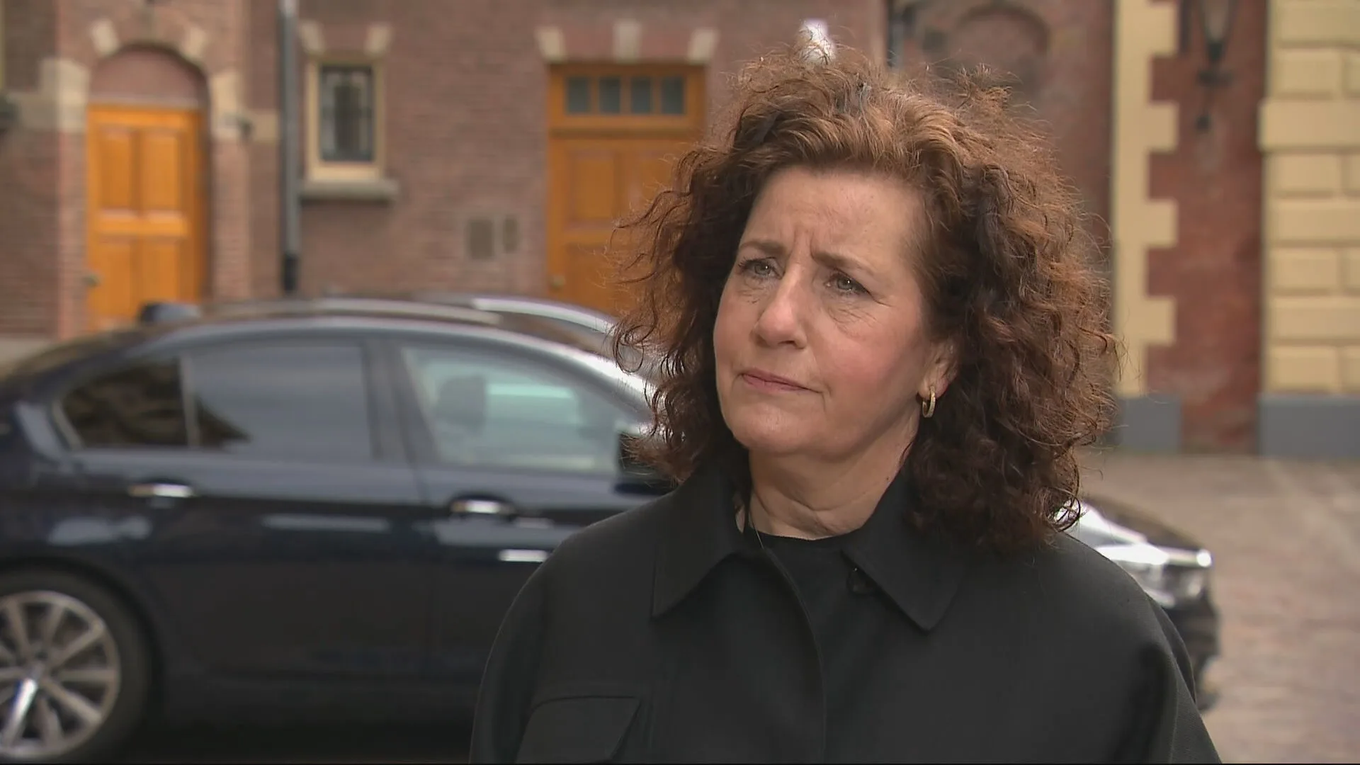 Van Engelshoven somber over heropenen hoger onderwijs: ga er nog geen datum opplakken