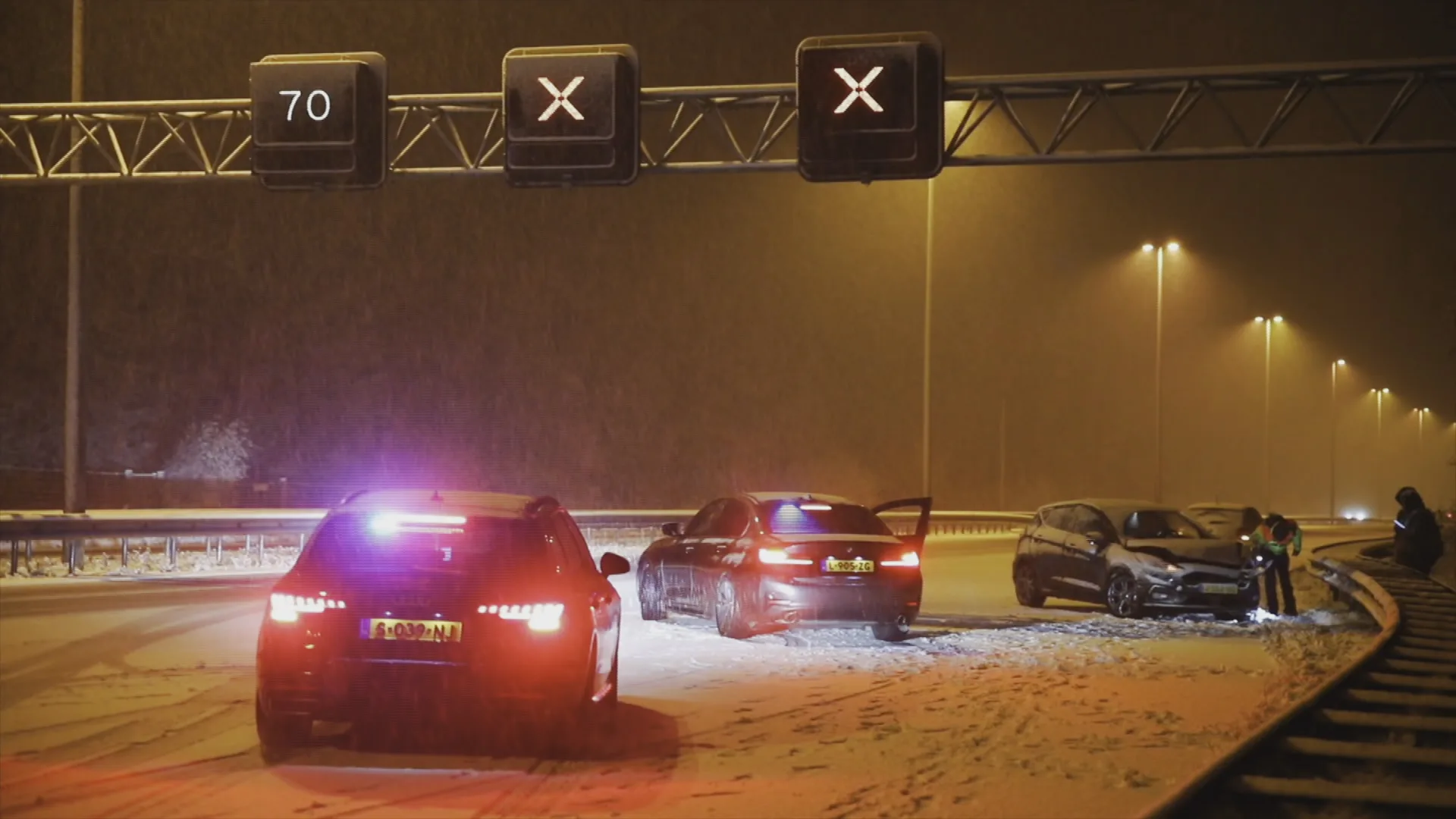 Meerdere ongelukken door gladheid op weg, code geel verlengd