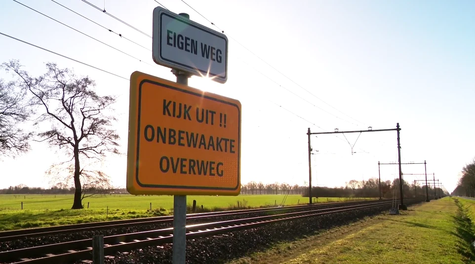 Omwonenden fatale treinaanrijding Wijster tasten in het duister over aanleiding