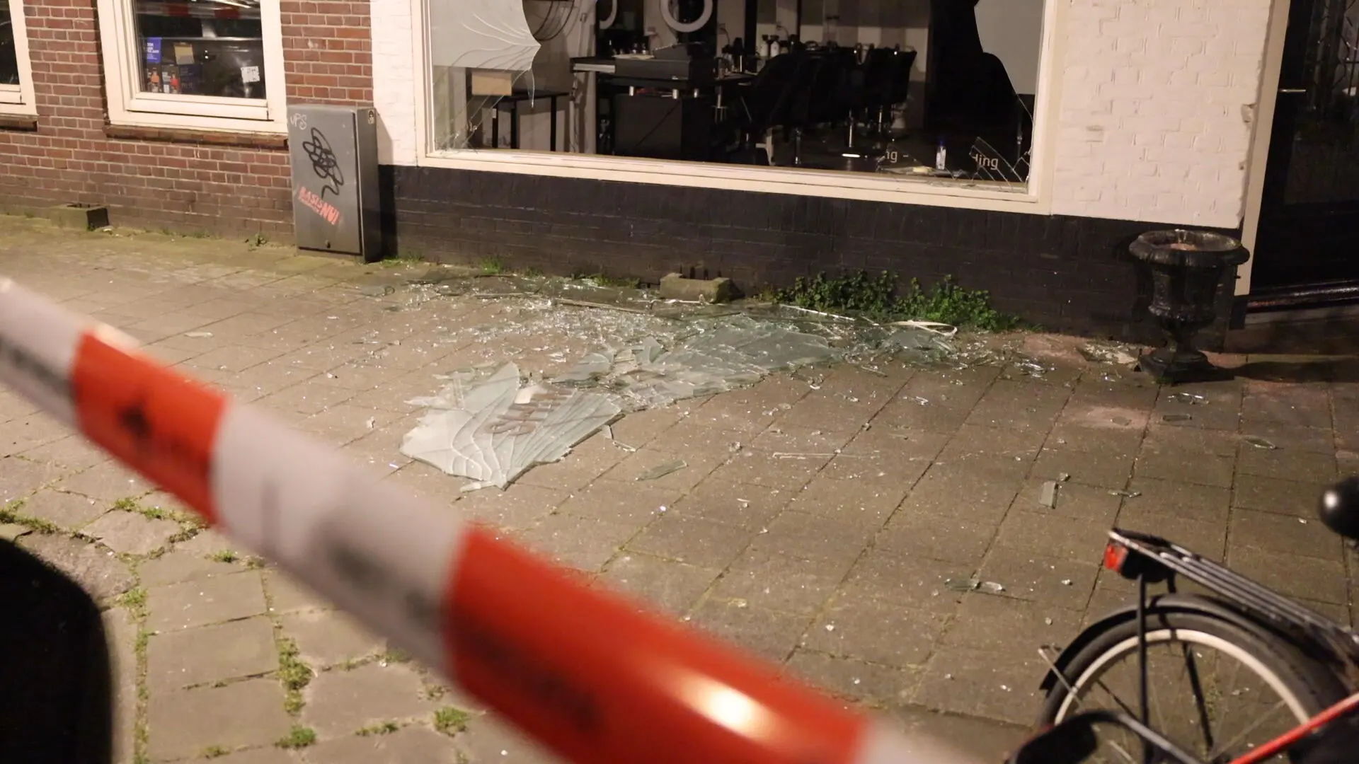 Explosie in kapperszaak Amsterdam, politie vermoedt opzet