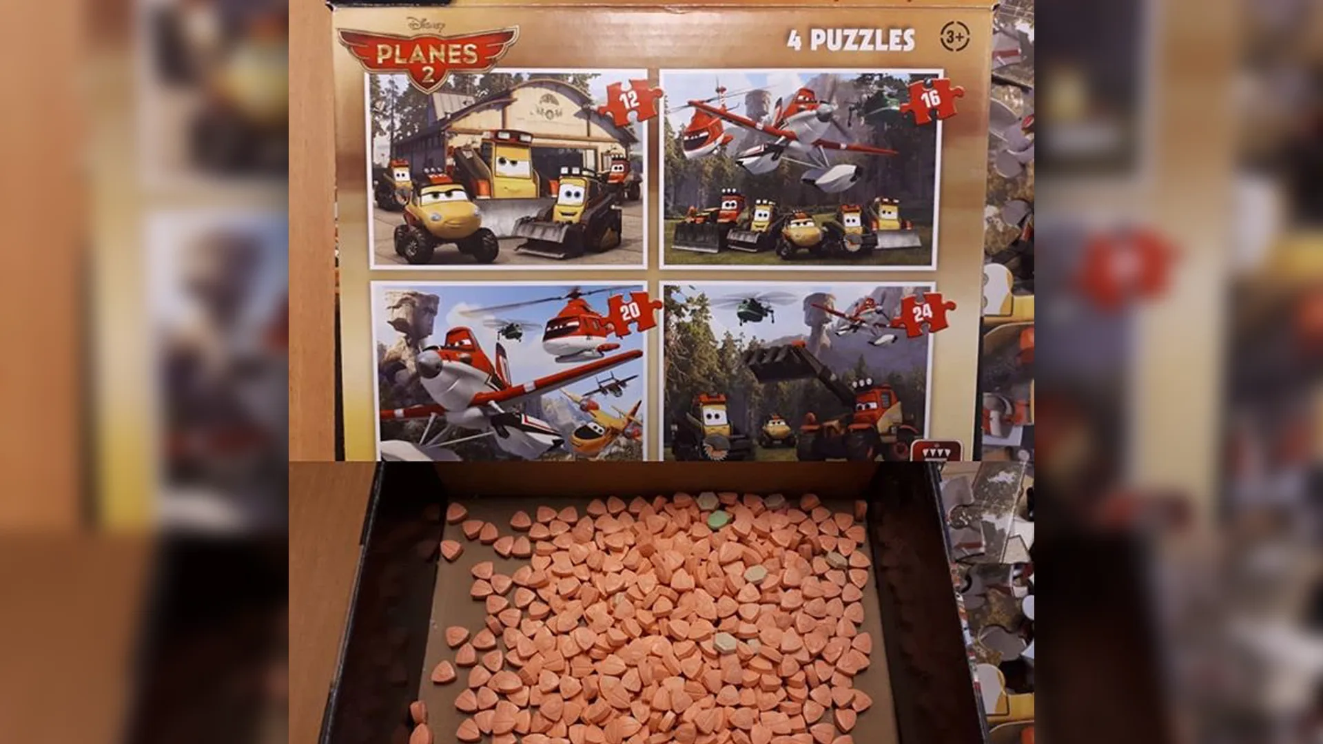 Vrouw ontdekt 530 xtc-pillen in puzzeldoos voor haar kleinkinderen