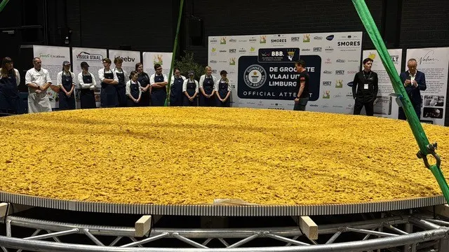 Ook een stukje? Nederland is wereldrecord rijker: grootste vlaai ooit