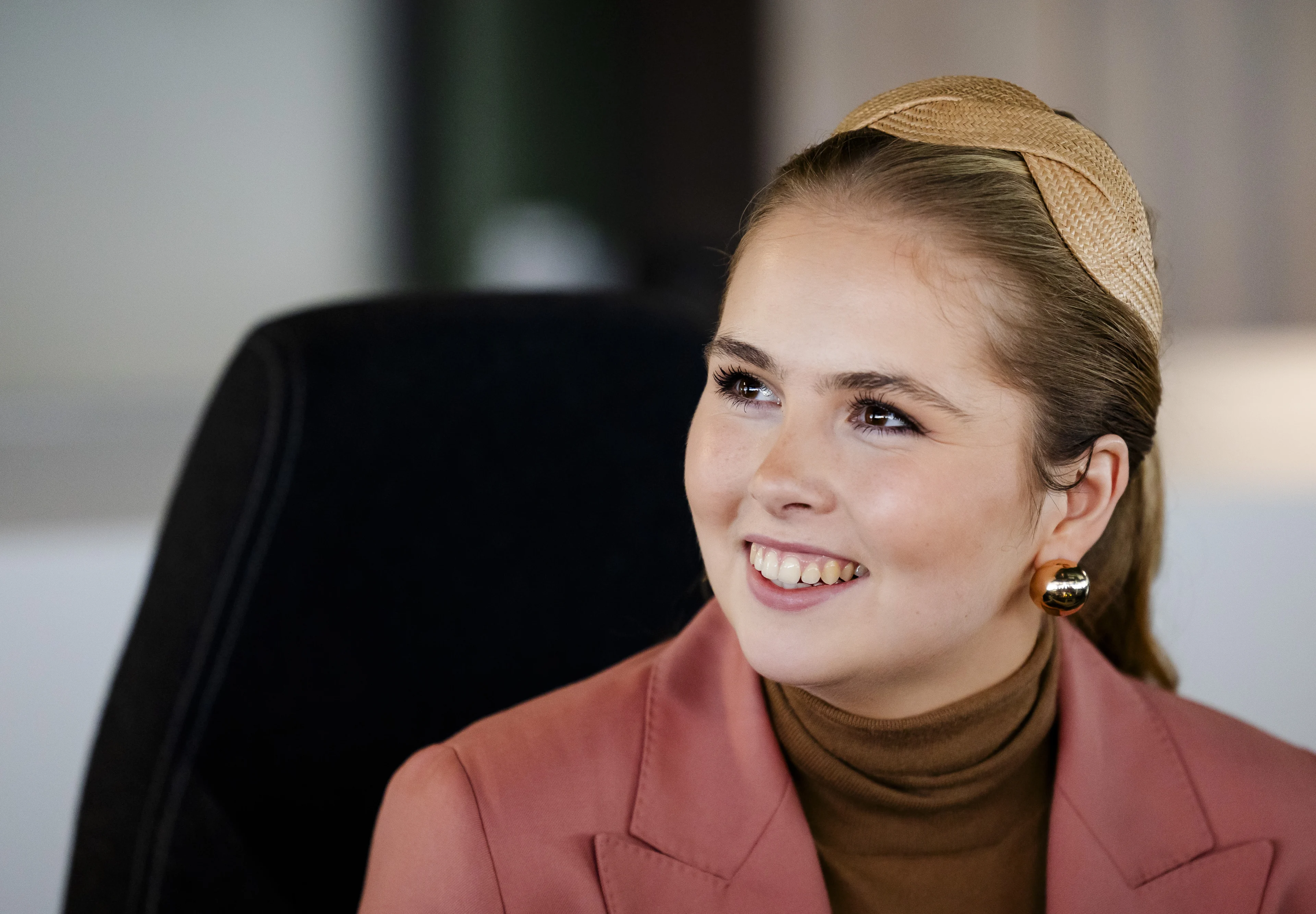 Eerste zelfstandige klus voor stralende Amalia zit erop: 'Behouden vaart!'