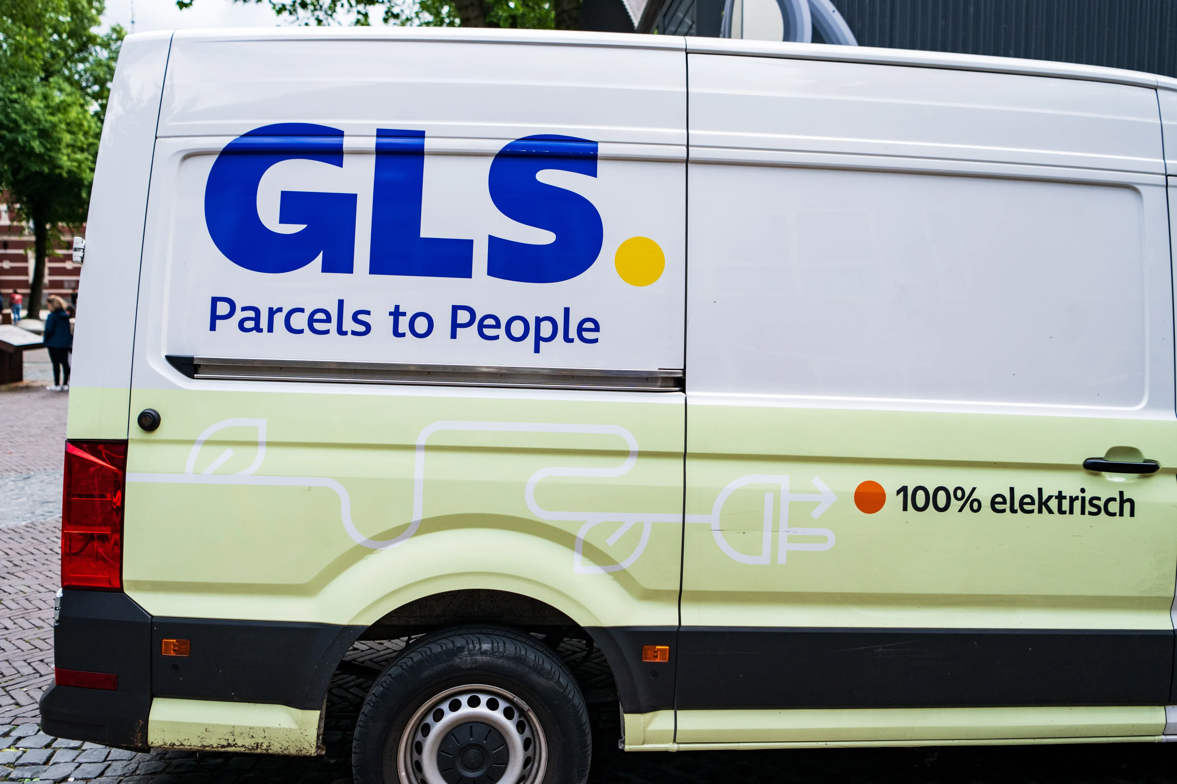 Duizenden mensen ontvangen onbedoeld e-mails met privégegevens van pakketdienst GLS