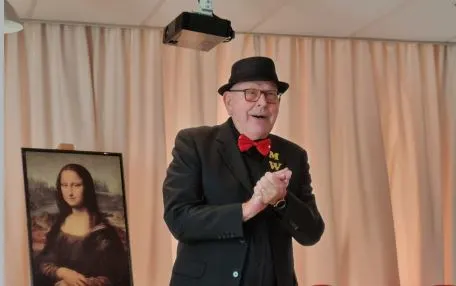 Magic Willem (73) opeens wereldberoemd dankzij goochelvideo die viral gaat 