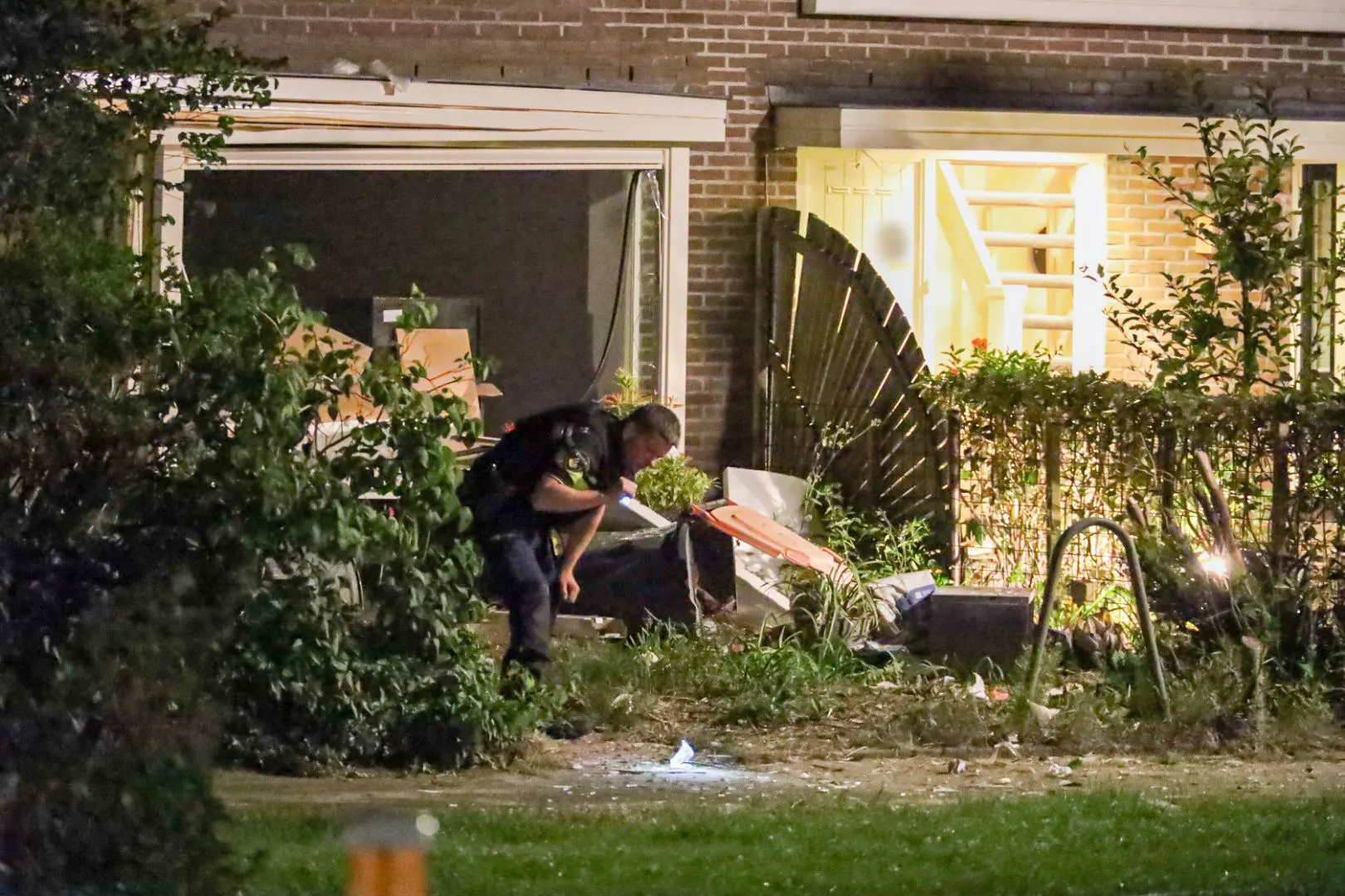 Explosie bij woning in Huizen, huis vorig weekend nog gesloten vanwege ernstige dreiging
