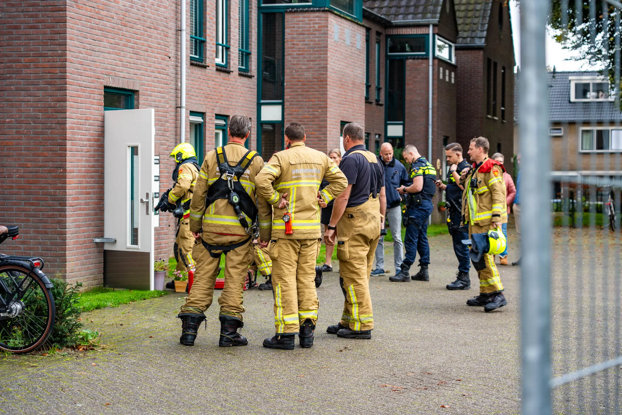 Kat overlijdt bij woningbrand in Harderwijk, huis vol rook