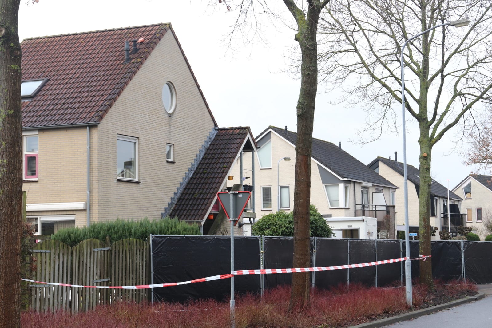 Onderzoek naar dode in woning Eerbeek
