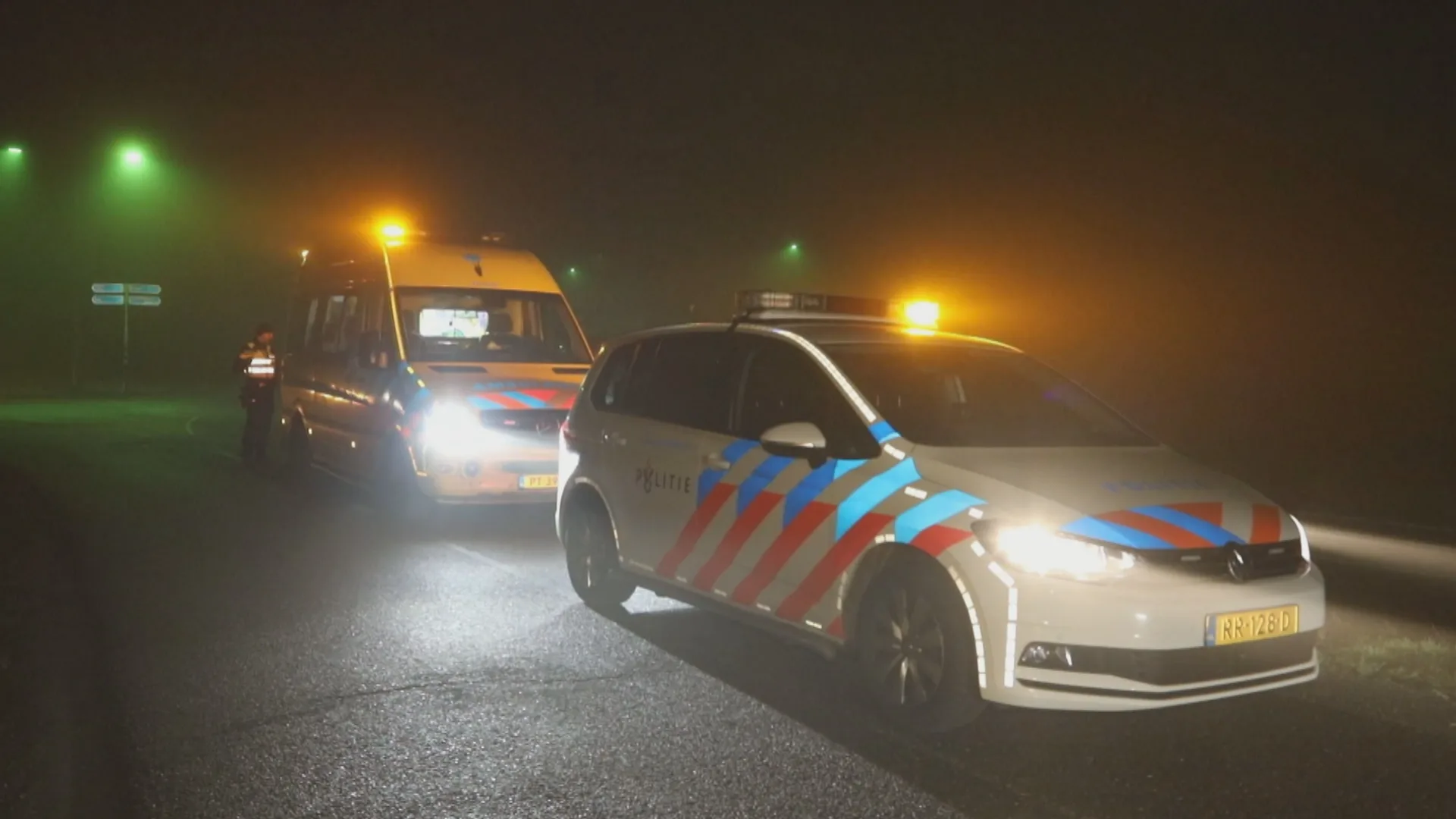 Poes vermist nadat baasje met scooter in de Maas belandt