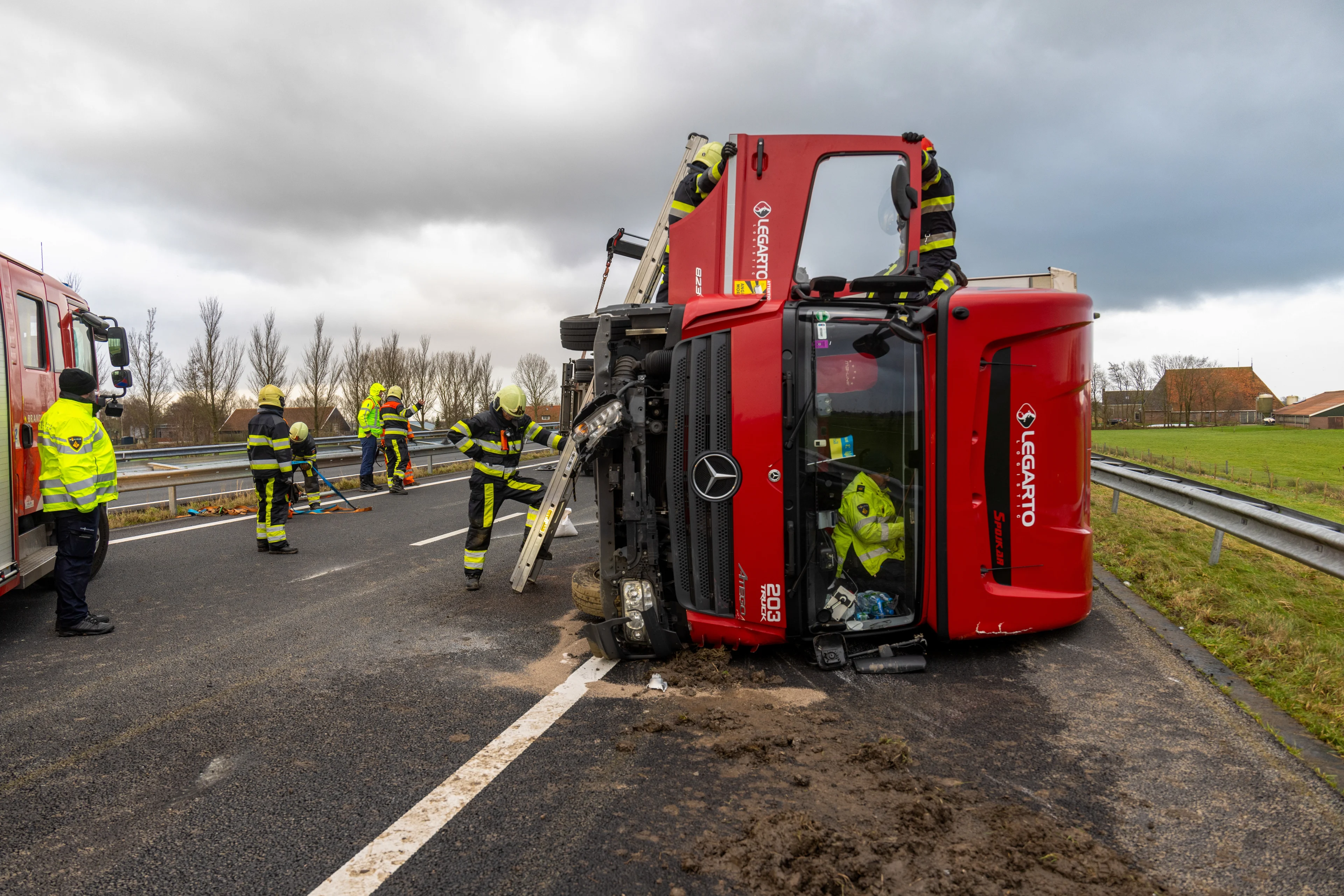 Oproep: bel niet 112 vanwege stormschade door Pia