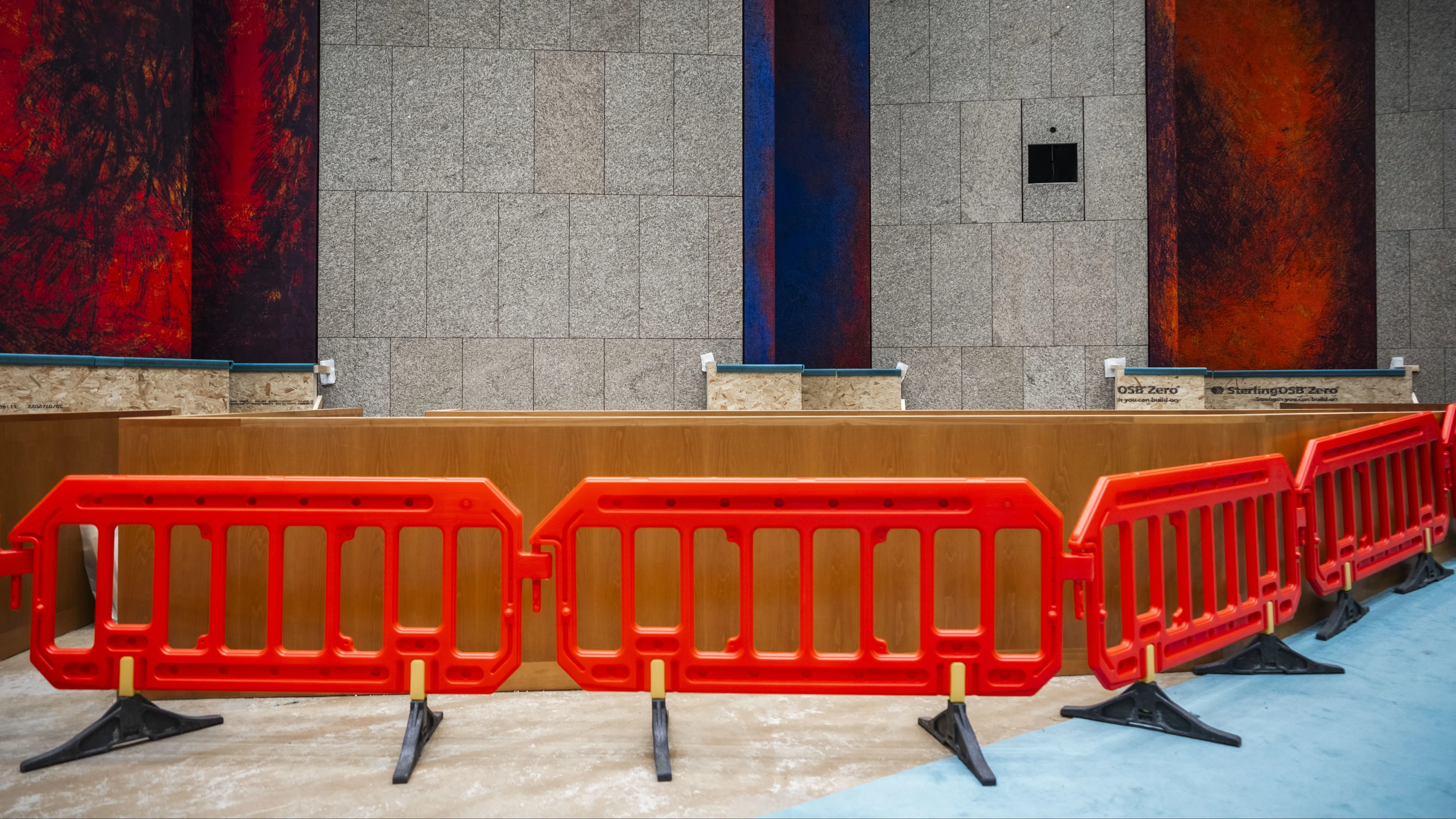 Vertrouwen in politiek keldert na val kabinet, vooral bij rechts Nederland