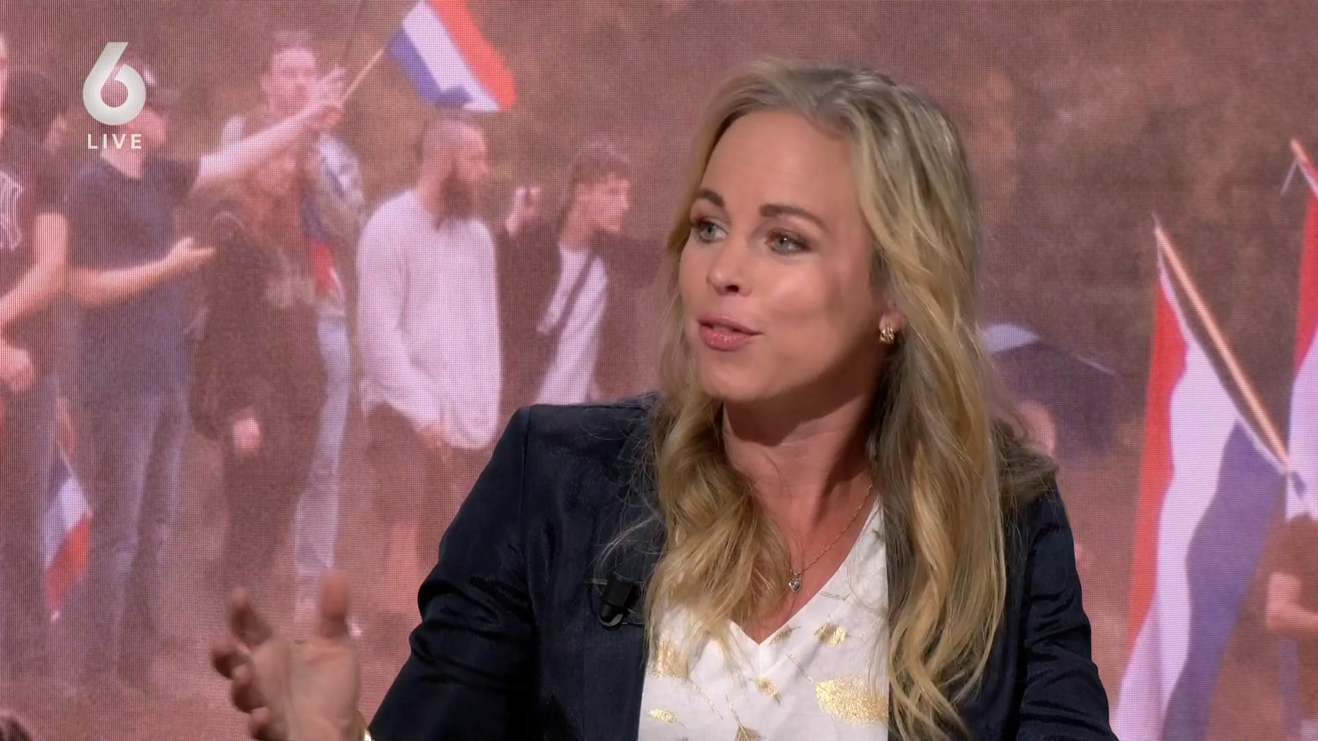 Hooligans zorgen voor chaos tijdens asieldemonstratie op Malieveld