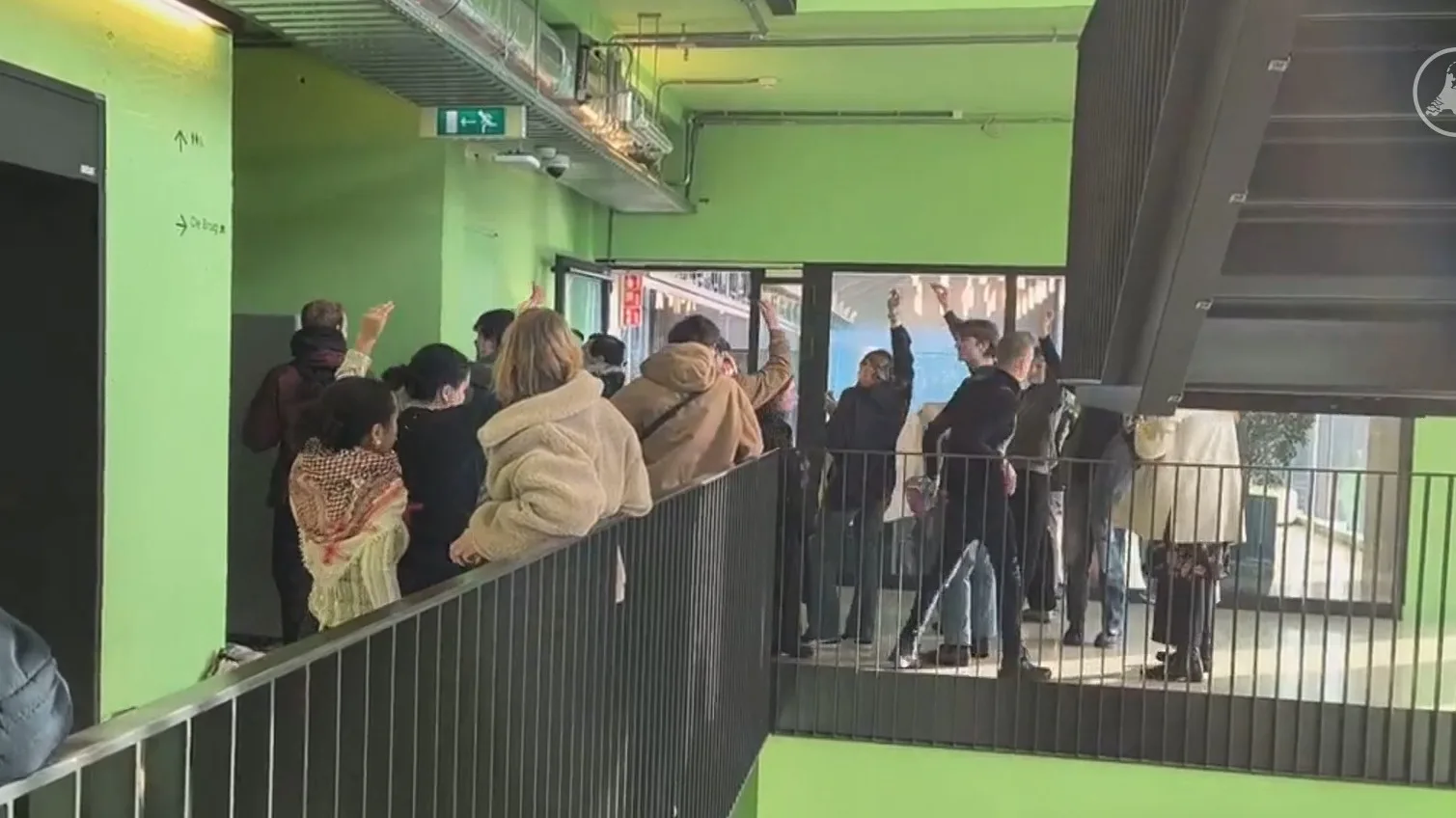 Demonstranten verstoren lezing Brekelmans, UvA noemt het 'beschamend'