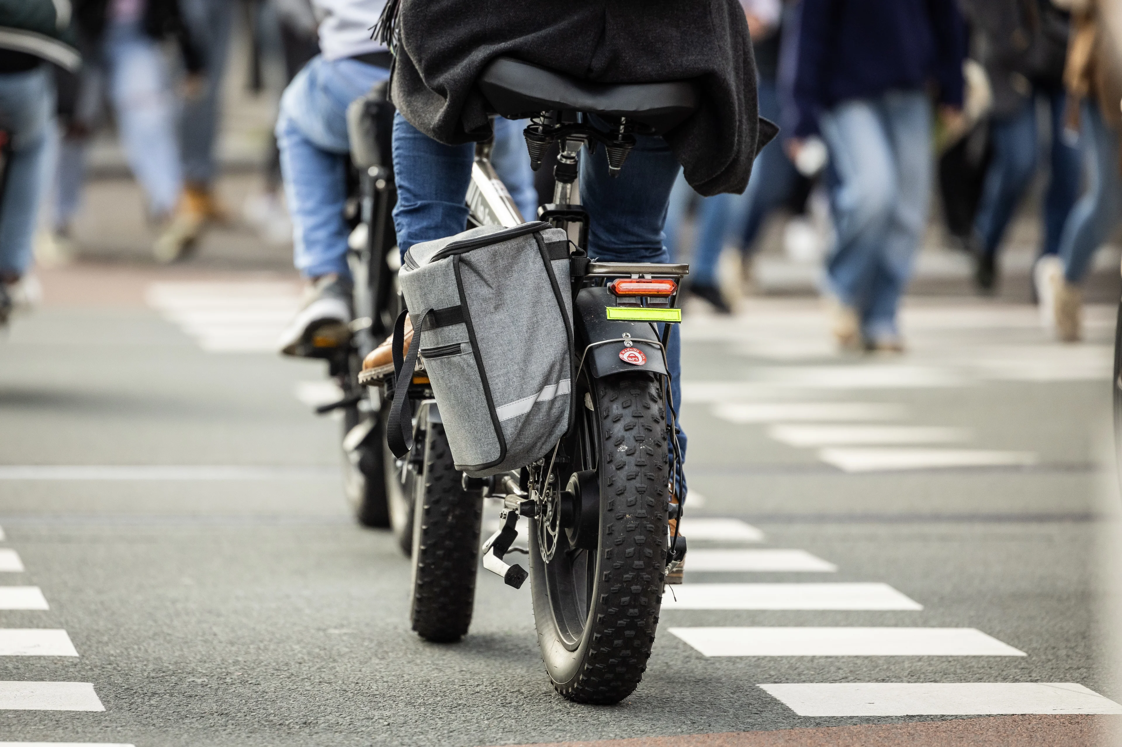 Stadsbestuur Amsterdam wil fatbikes verbieden in drukke gebieden