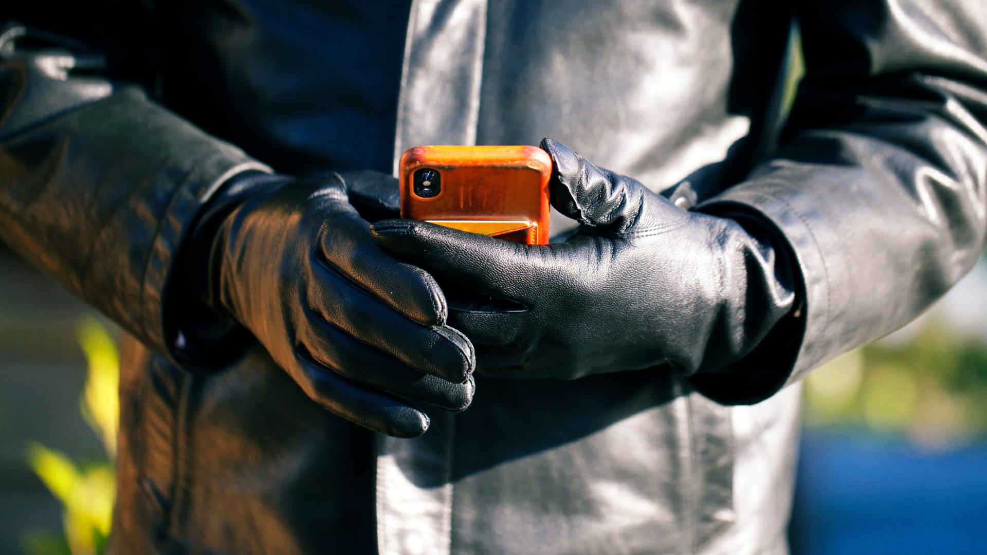 Bestolen Natalie speurt autodief op en krijgt excuses: 'Ik was dronken'