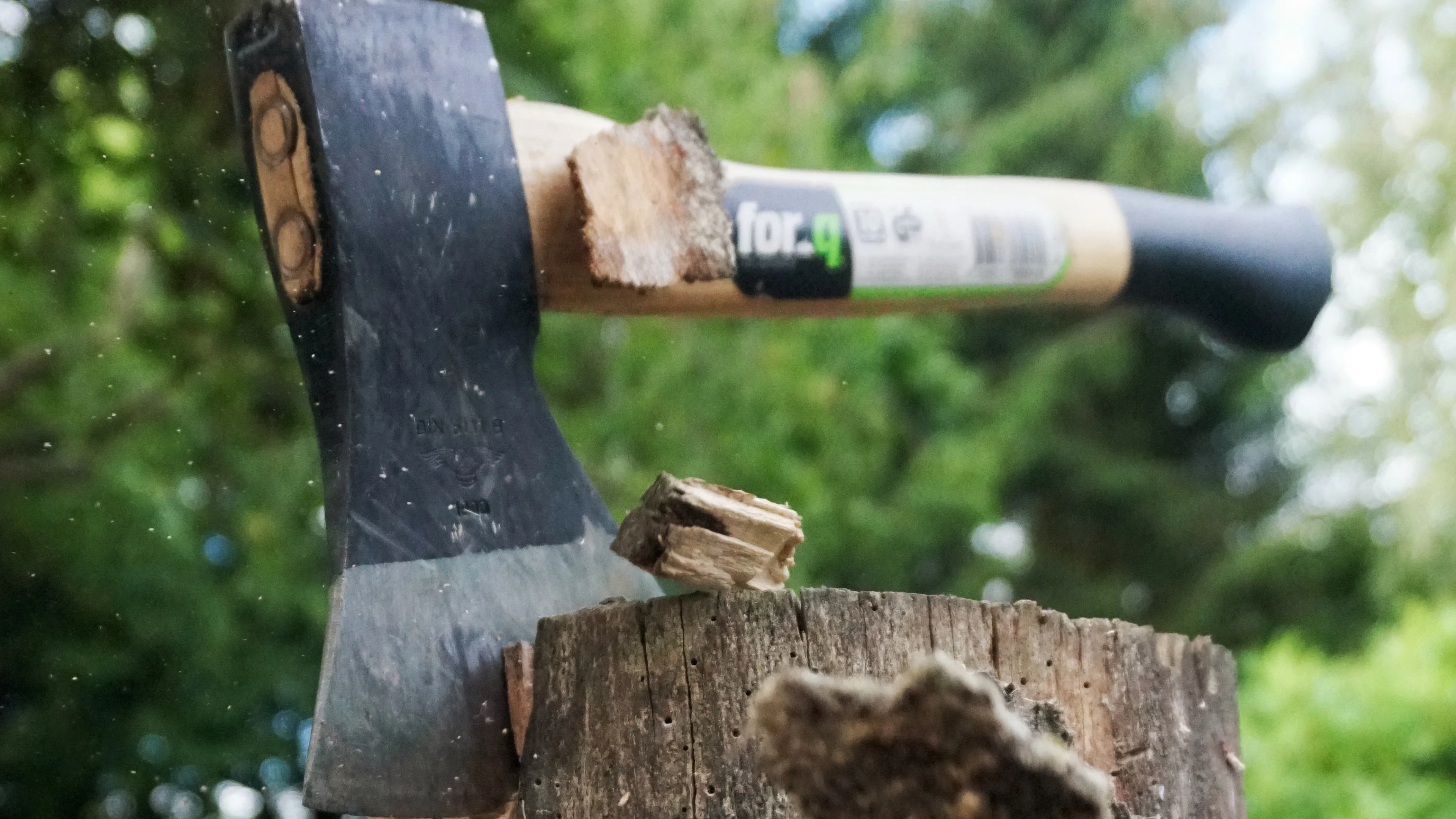 Man met hakbijl op dashboard aangehouden in Oudenbosch