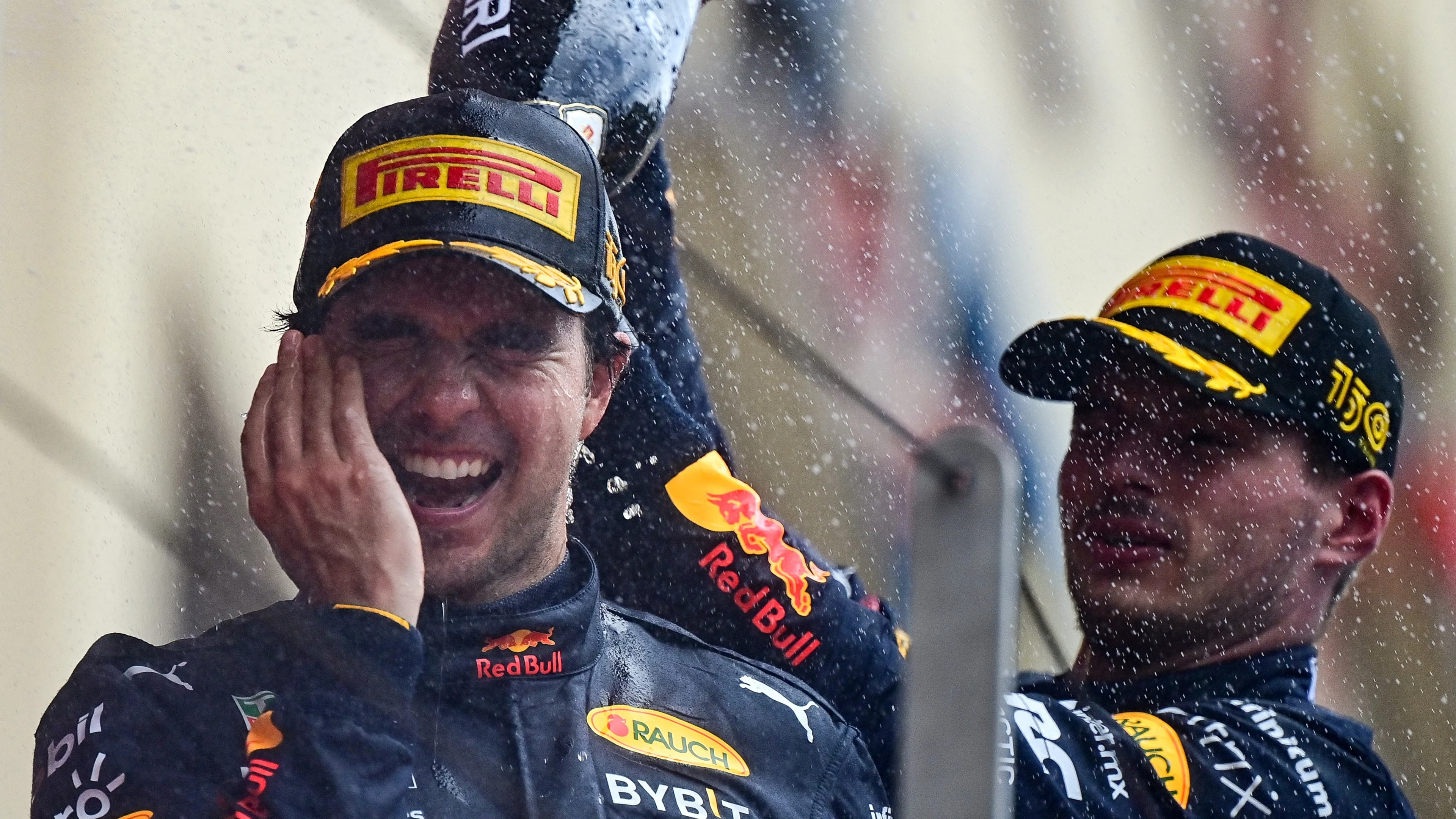 Topnieuws voor Verstappen: superteamgenoot 'Checo' Pérez krijgt verlenging