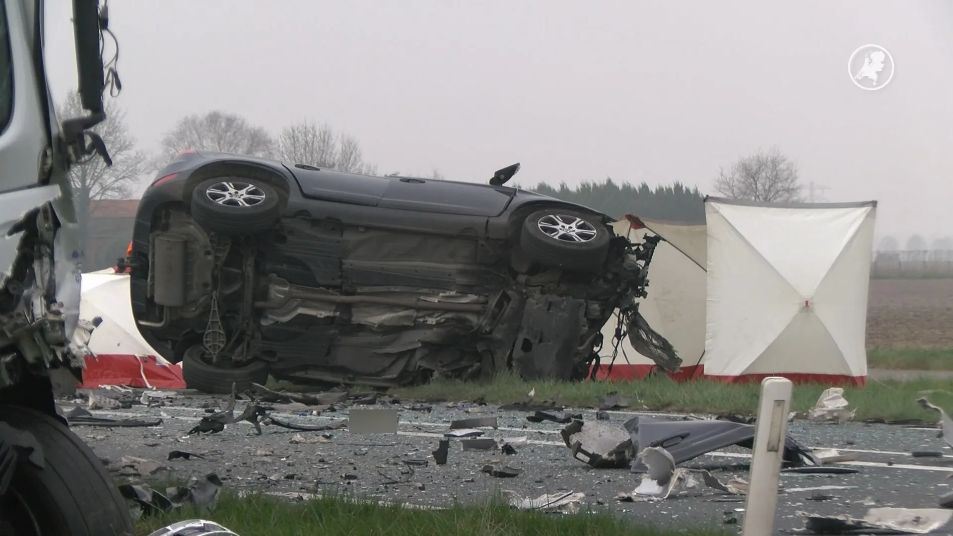 Automobilist overleden na botsing met vrachtwagen bij Hulst