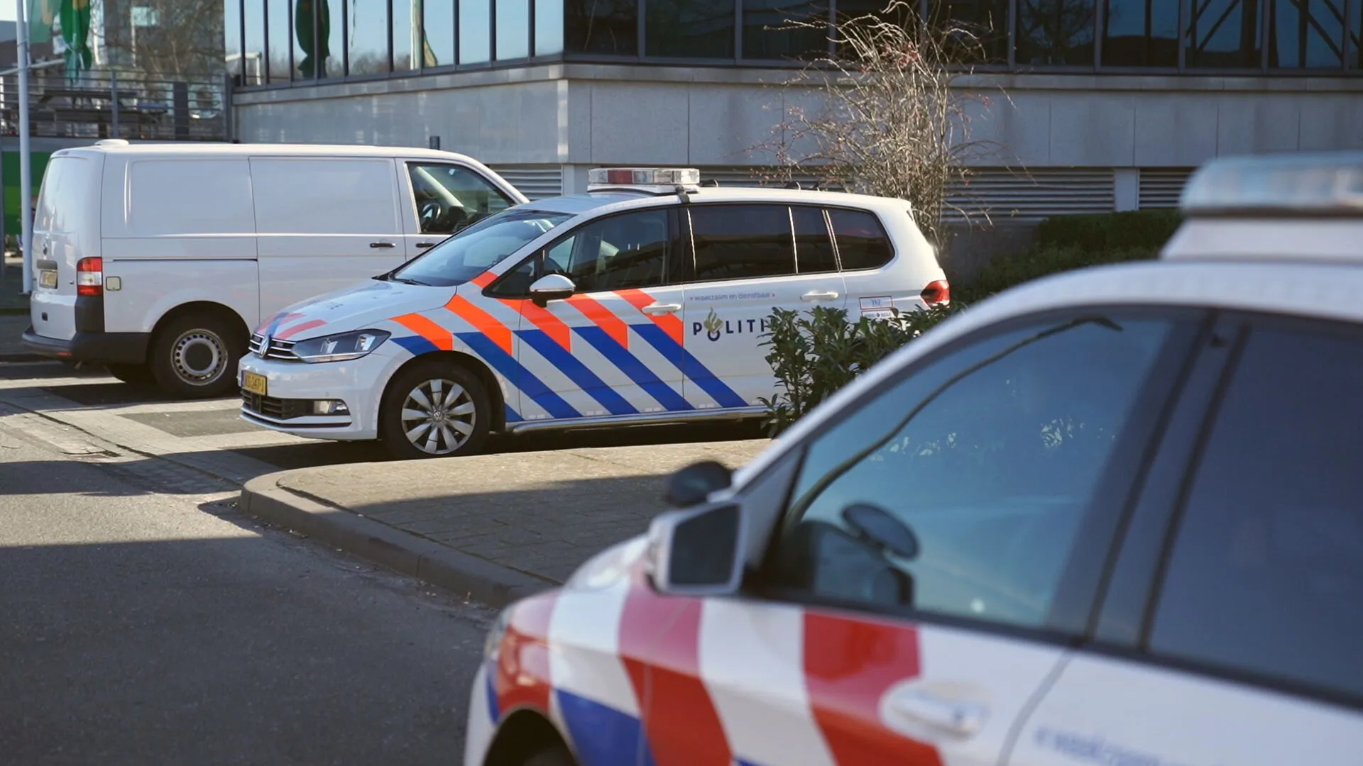 Politie onderzoekt verdacht sterfgeval op industrieterrein in Best 