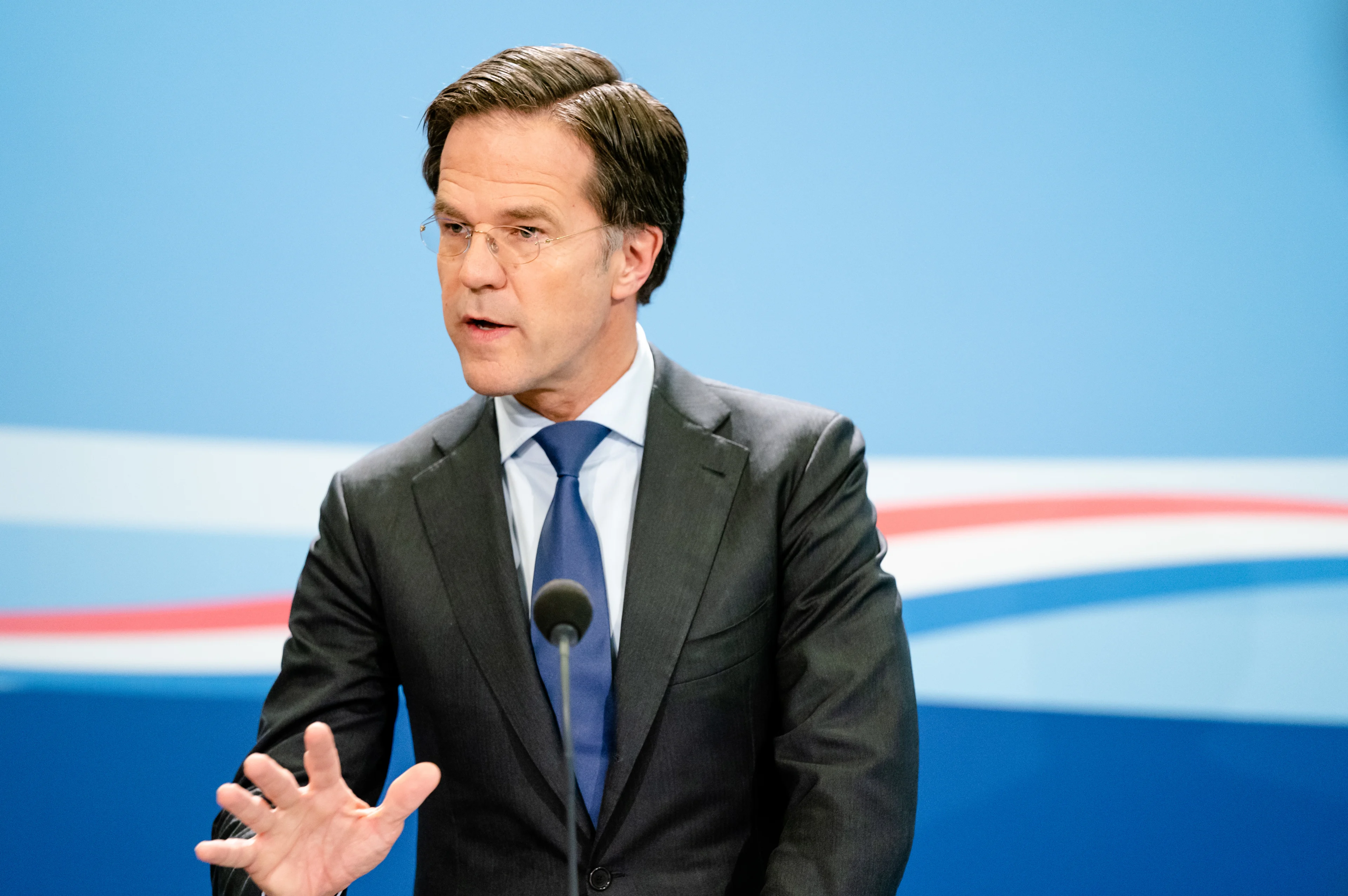 Rutte praat Nederland bij over coronacrisis, mogelijk versoepeling maatregelen