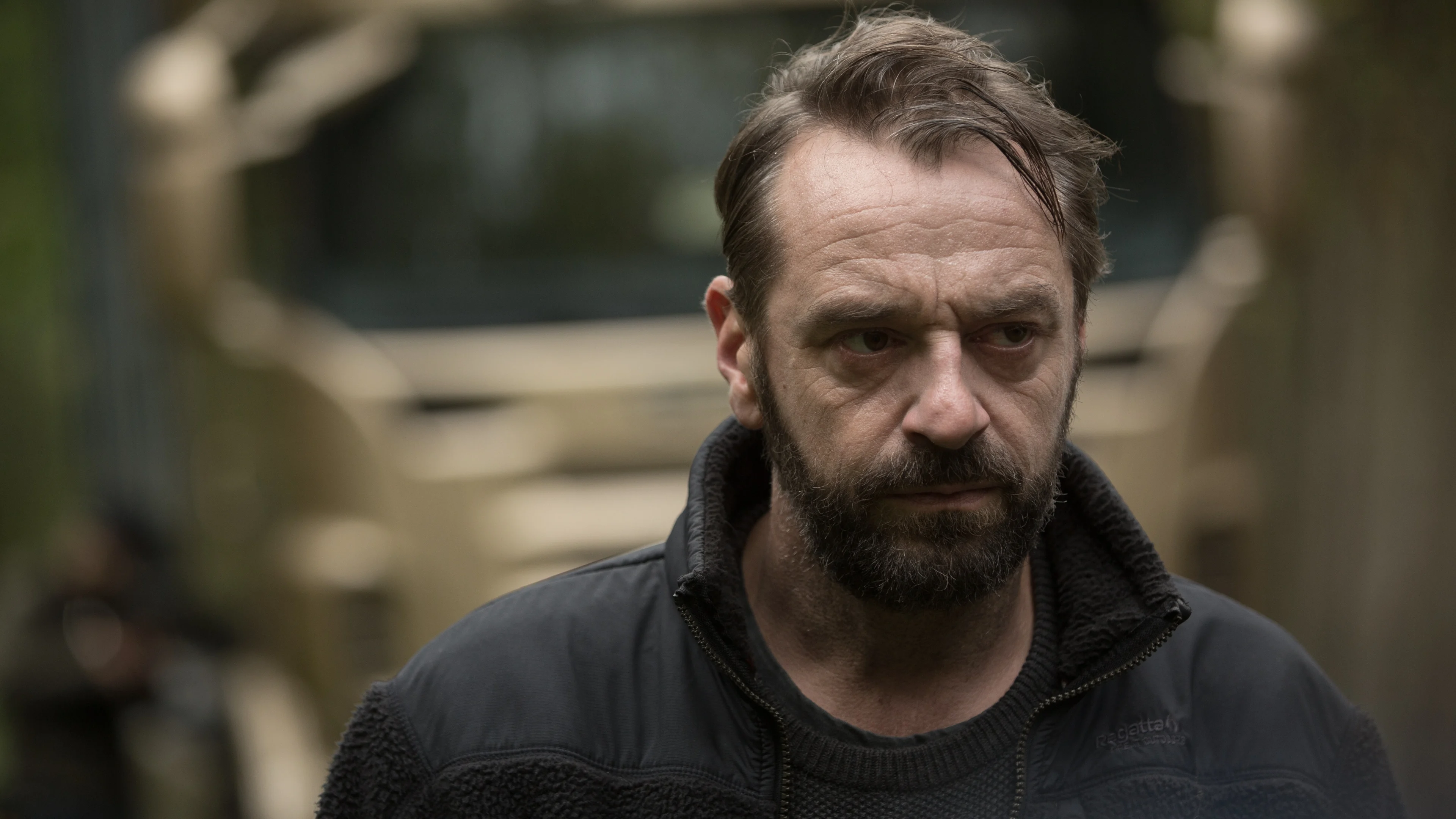 Undercover-acteur Tom Waes zwaargewond door auto-ongeluk in Antwerpen