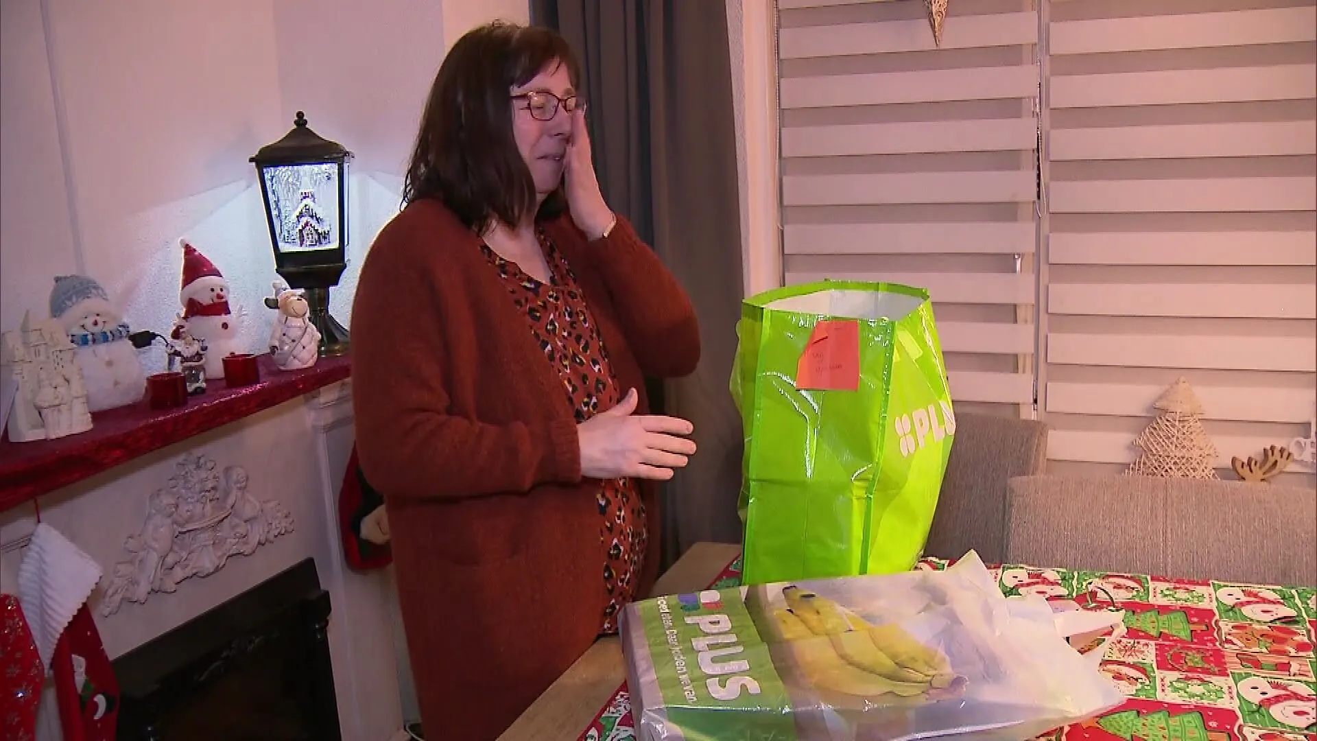 Hart van Nederland-kijker verrast van kliekjes afhankelijke Henny met compleet kerstdiner