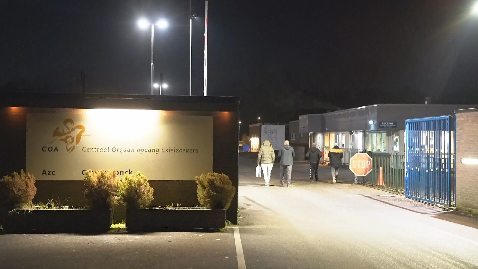 Zwaargewonde bij steekpartij in azc Budel, drie broers opgepakt