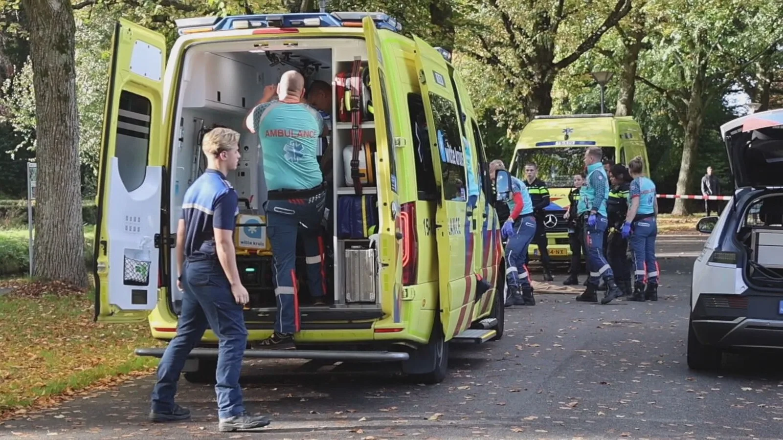 Zwaargewonde bij steekpartij in Zuiderpark Den Haag, dader gevlucht
