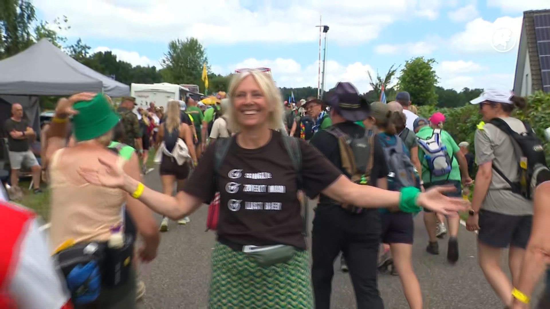 Tanja heeft een missie: ze zoekt een man op de 4Daagse