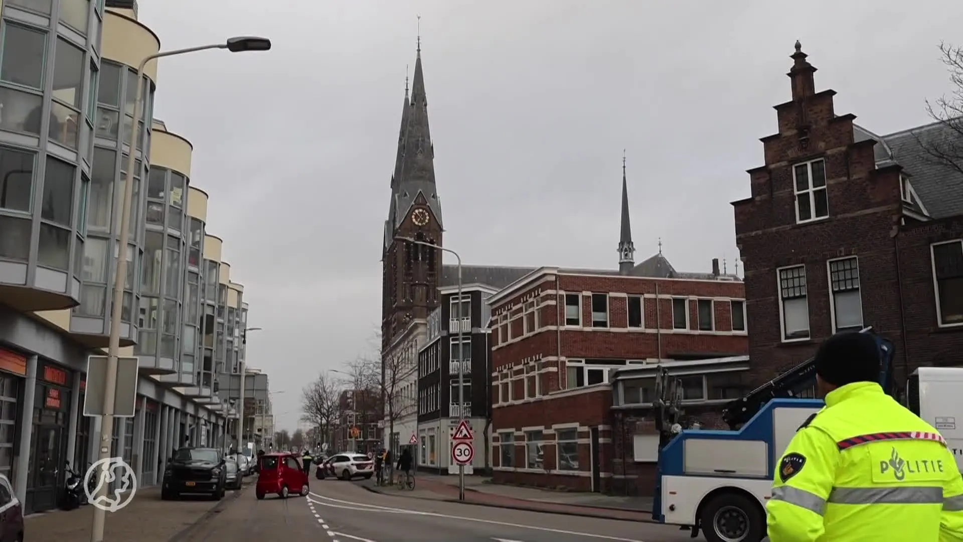 Huizen rond Elandkerk Den Haag vannacht opnieuw ontruimd na stormschade