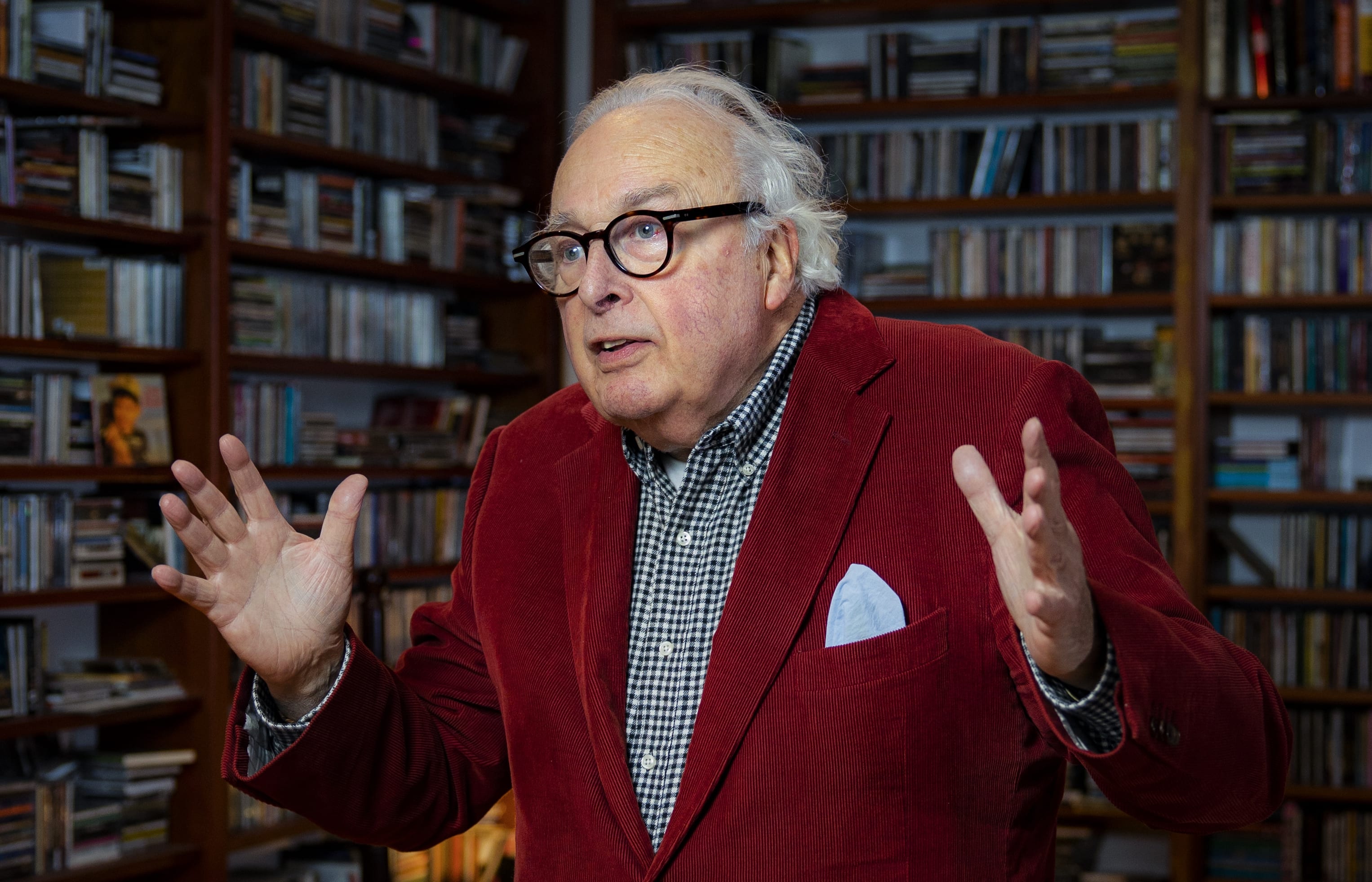 NTR: Mart Smeets biedt excuses aan over opmerkingen in docu