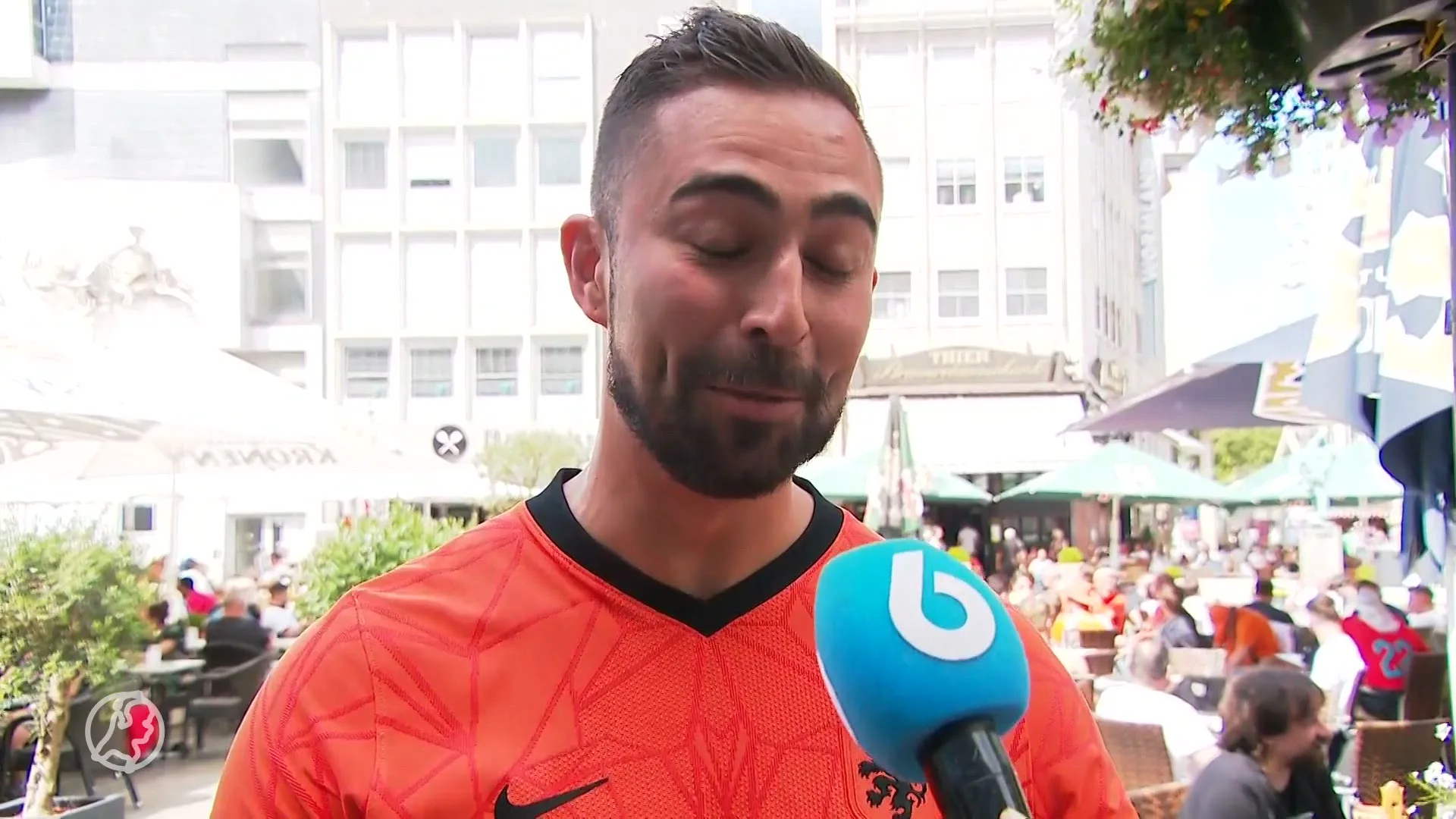 Deze kroeg in Dortmund is helemaal klaar voor een oranje-invasie