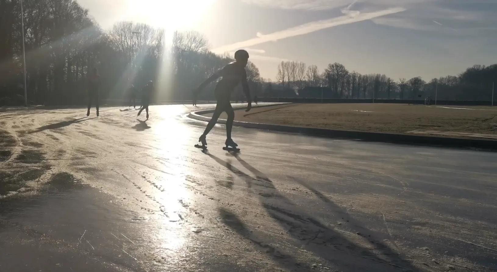 Schaatskoorts groeit in Nederland, maar natuurijsmarathon blijft onzeker