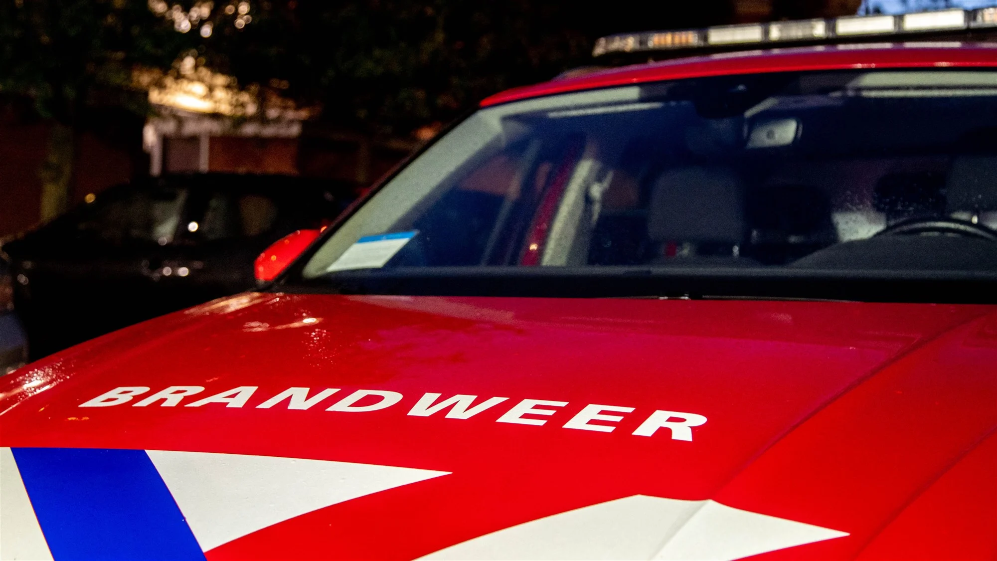 Vader, moeder en drie kinderen gewond door woningbrand Assendelft