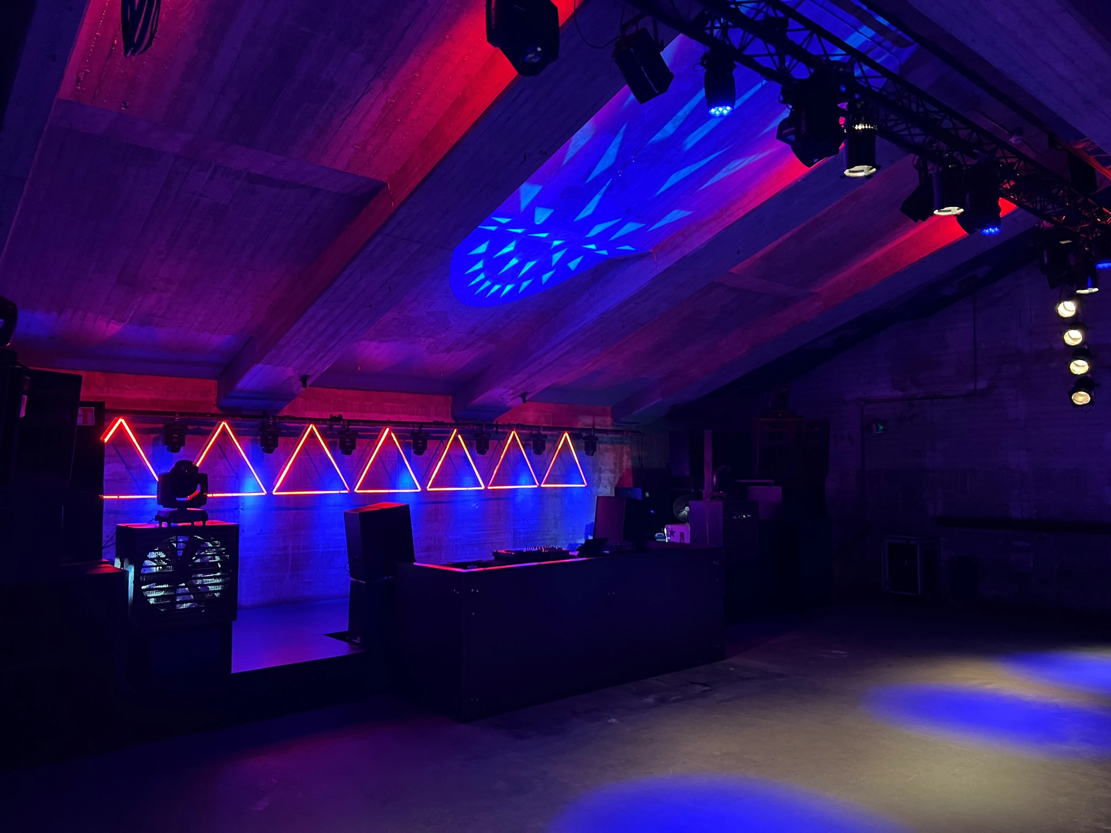 Nachtclubs tonen zich strijdbaar: 'We gaan door met de actie, laat dat duidelijk zijn'