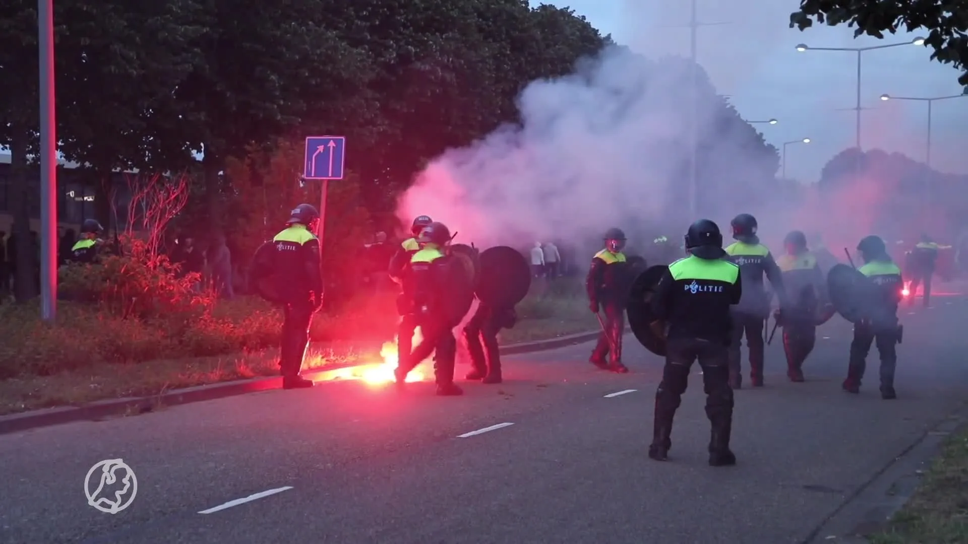 Burgemeesters willen vergunning voor elke betaaldvoetbalmatch