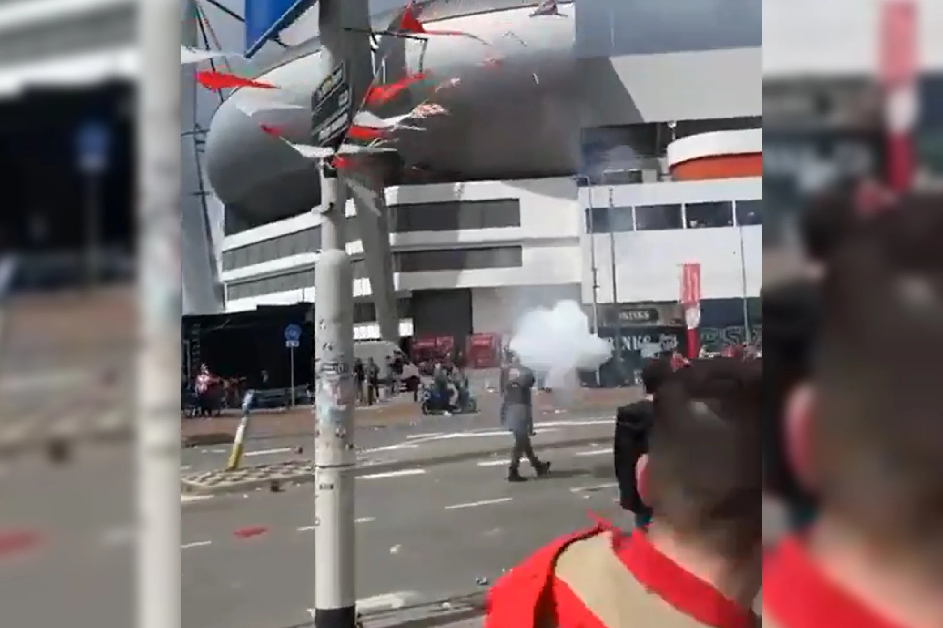PSV-supporter raakt zwaargewond bij kampioensfeest: vuurwerk ontploft in hand