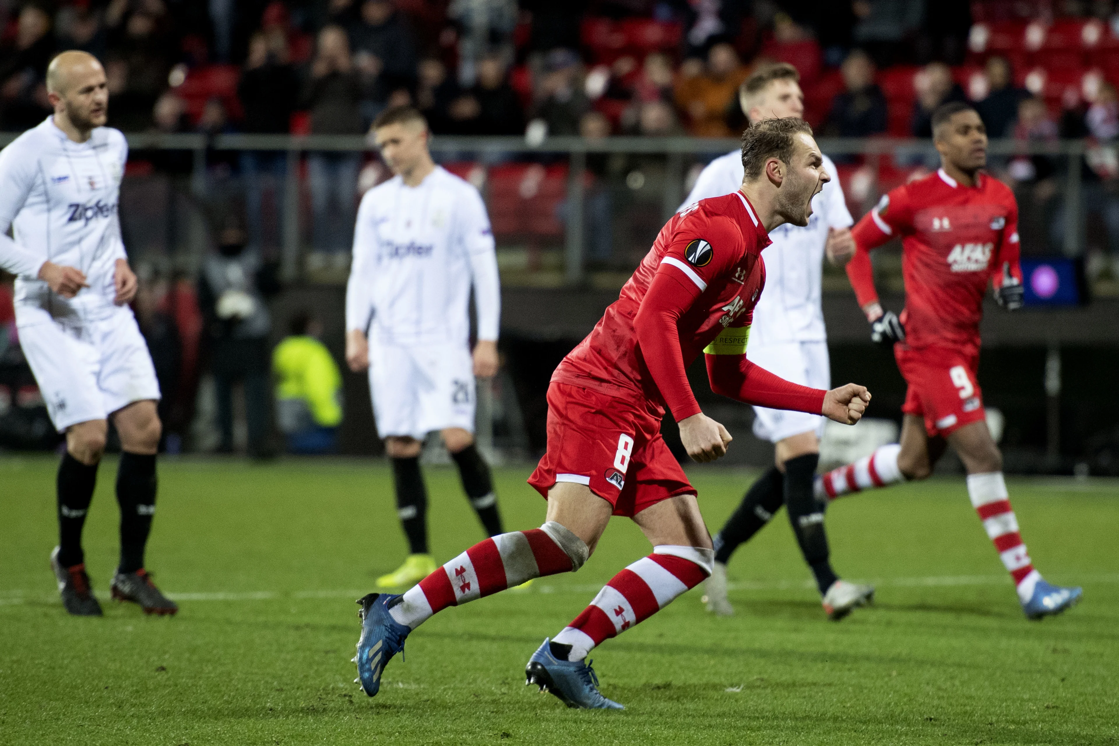 AZ voorkomt ternauwernood Europese nederlaag tegen LASK Linz