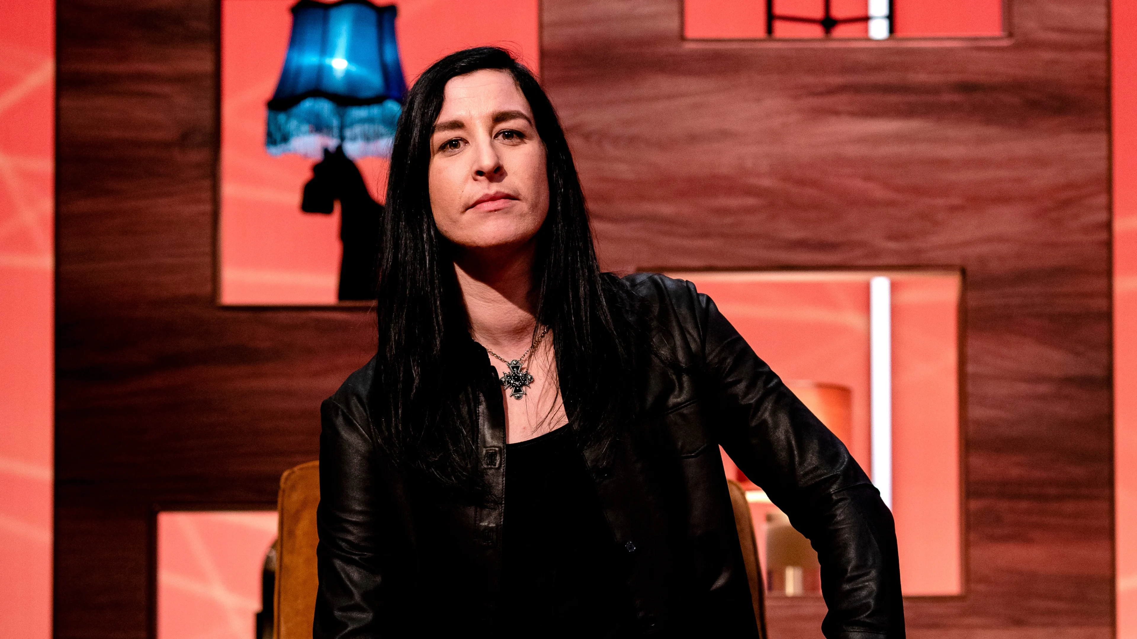 Artiest Van Dorst voortaan door het leven als Raven: 'Heel stoer'