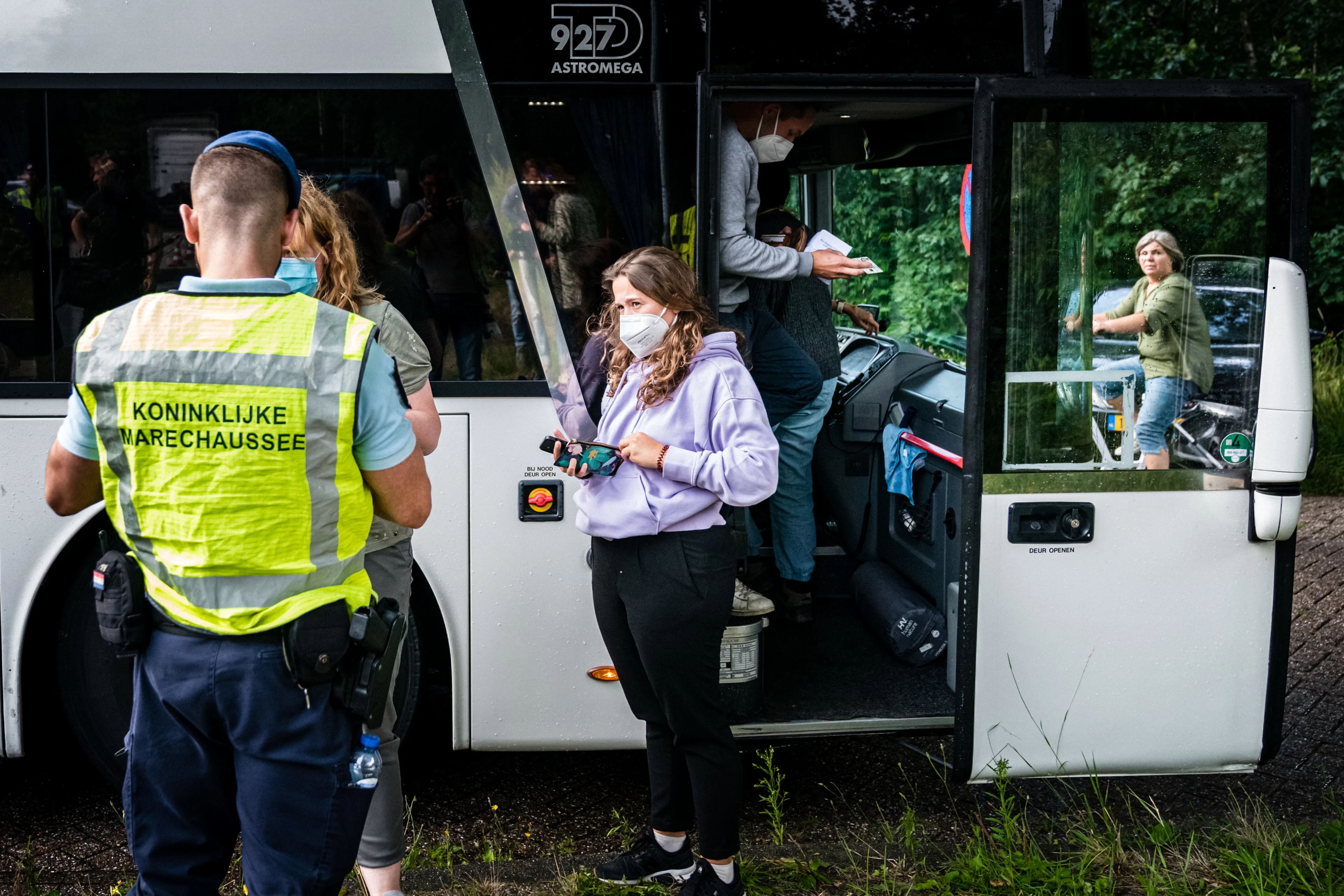Marechaussee heeft sinds maandag drie boetes uitgedeeld bij controle coronabewijs