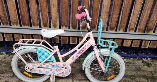 Onhandige dief in Arnhem nodigt politie thuis uit en valt door de mand