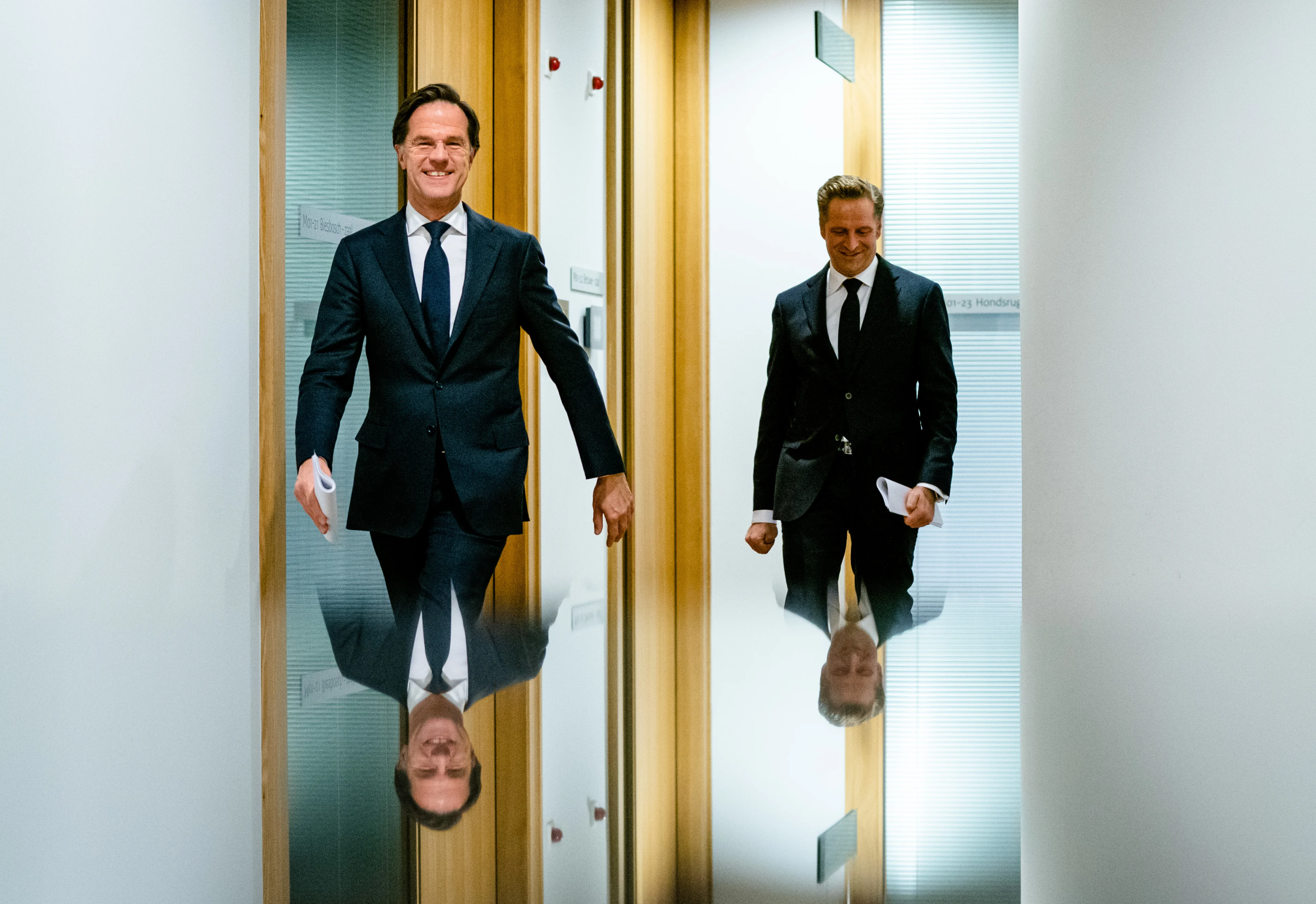 Vertrouwen in coronabeleid licht gestegen na persconferentie met zicht op versoepelingen