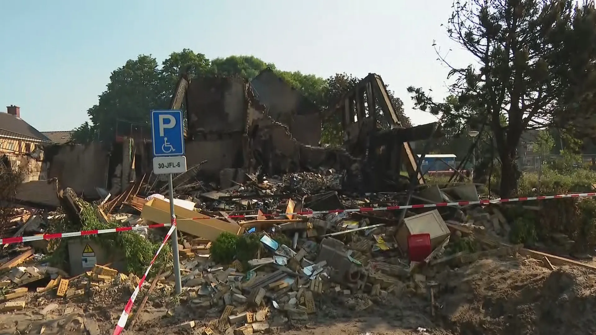 Wie was verantwoordelijk voor de verwoestende gasexplosie in Urk?